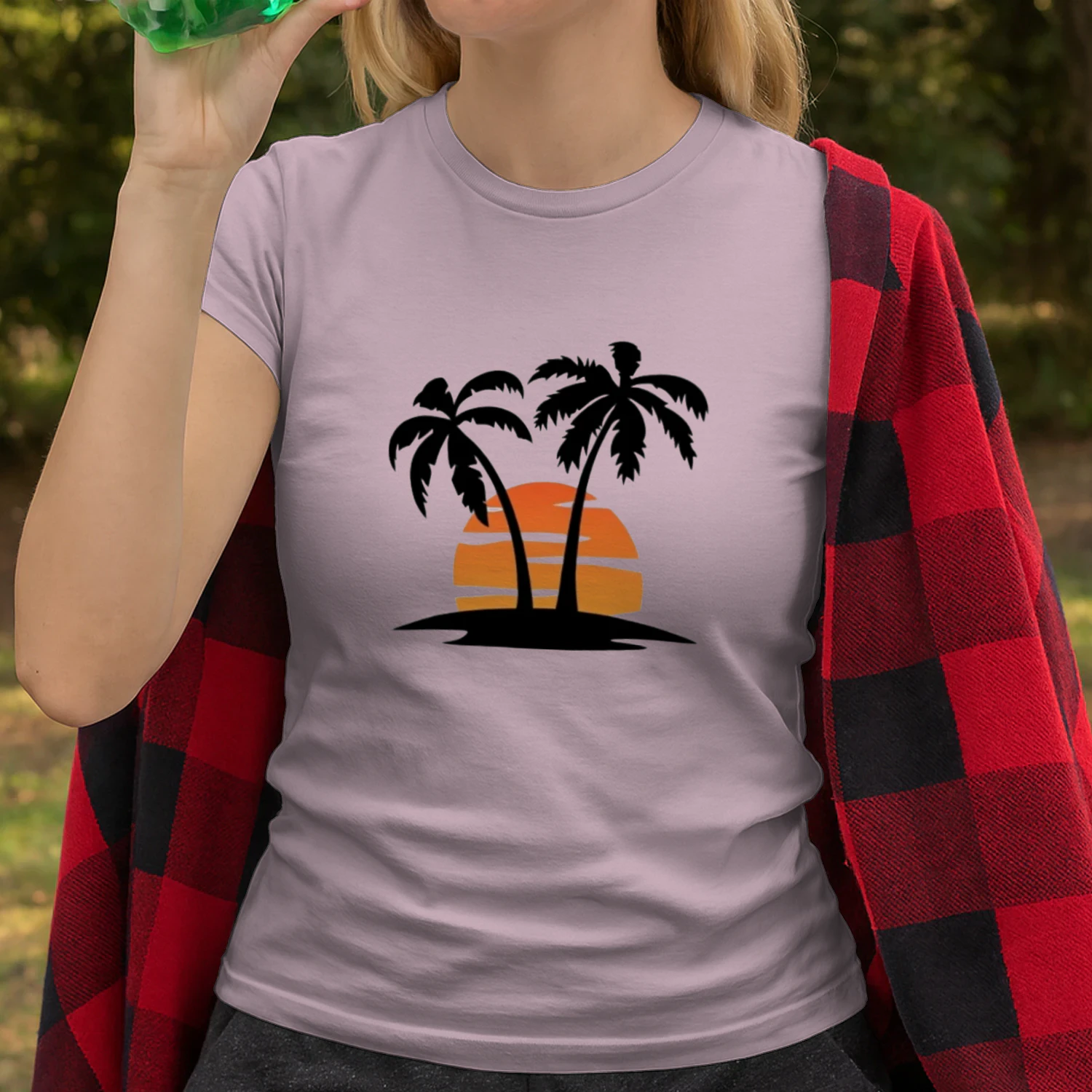 🌟 Minimalist Palm Trees T-Shirt – Retro Sunset Beach Graphic
