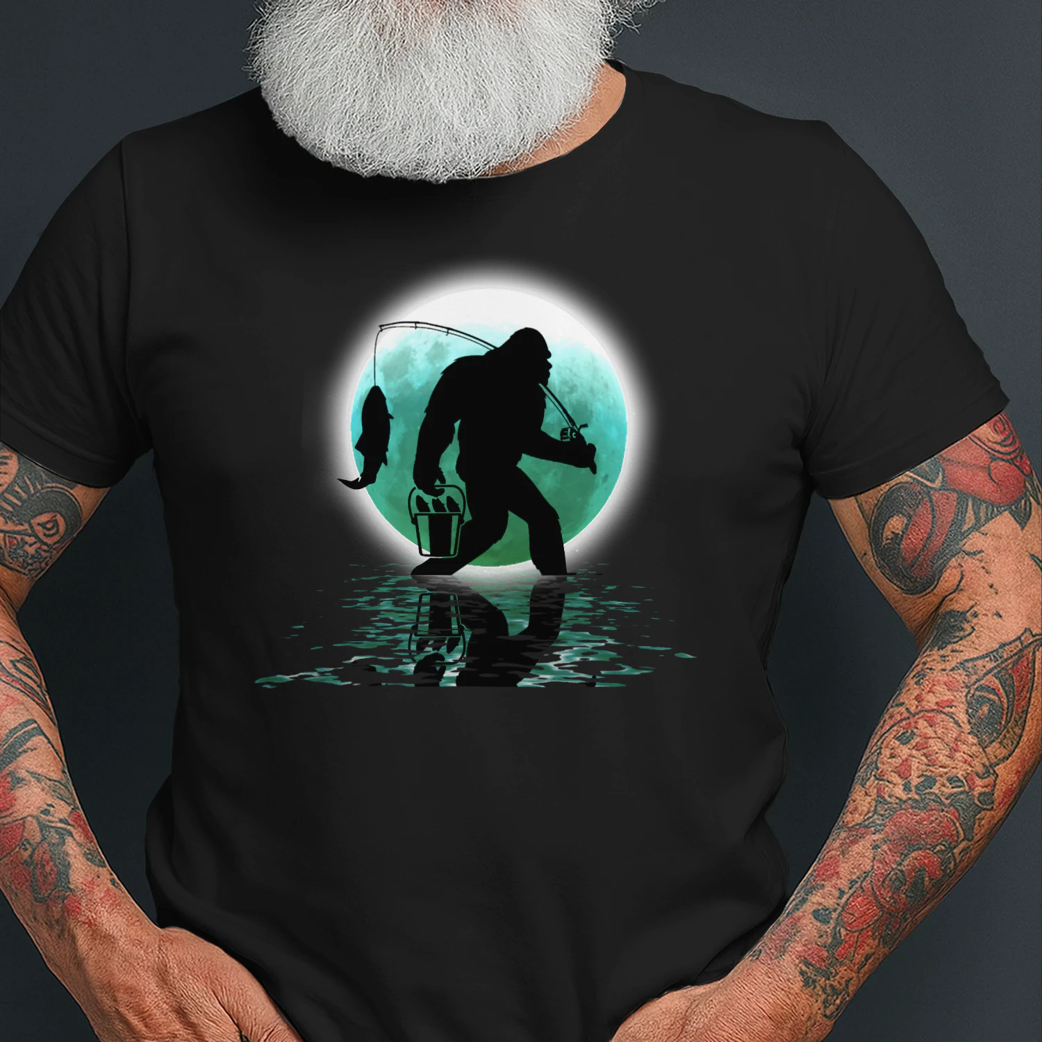 Bigfoot Fishing Funny Sasquatch and Fish Night Fishing T-Shirt 