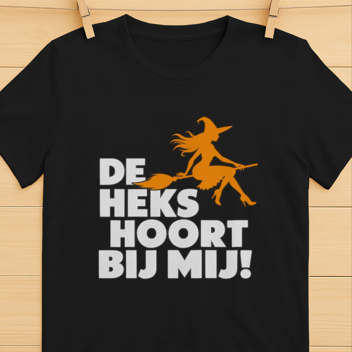 De heks hoort bij mij!