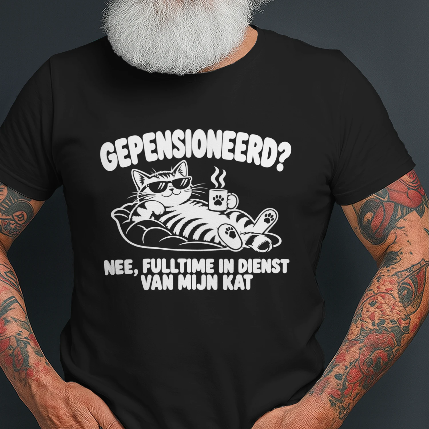 Gepensioneerd? Nee, Fulltime In Dienst Van Mijn Kat