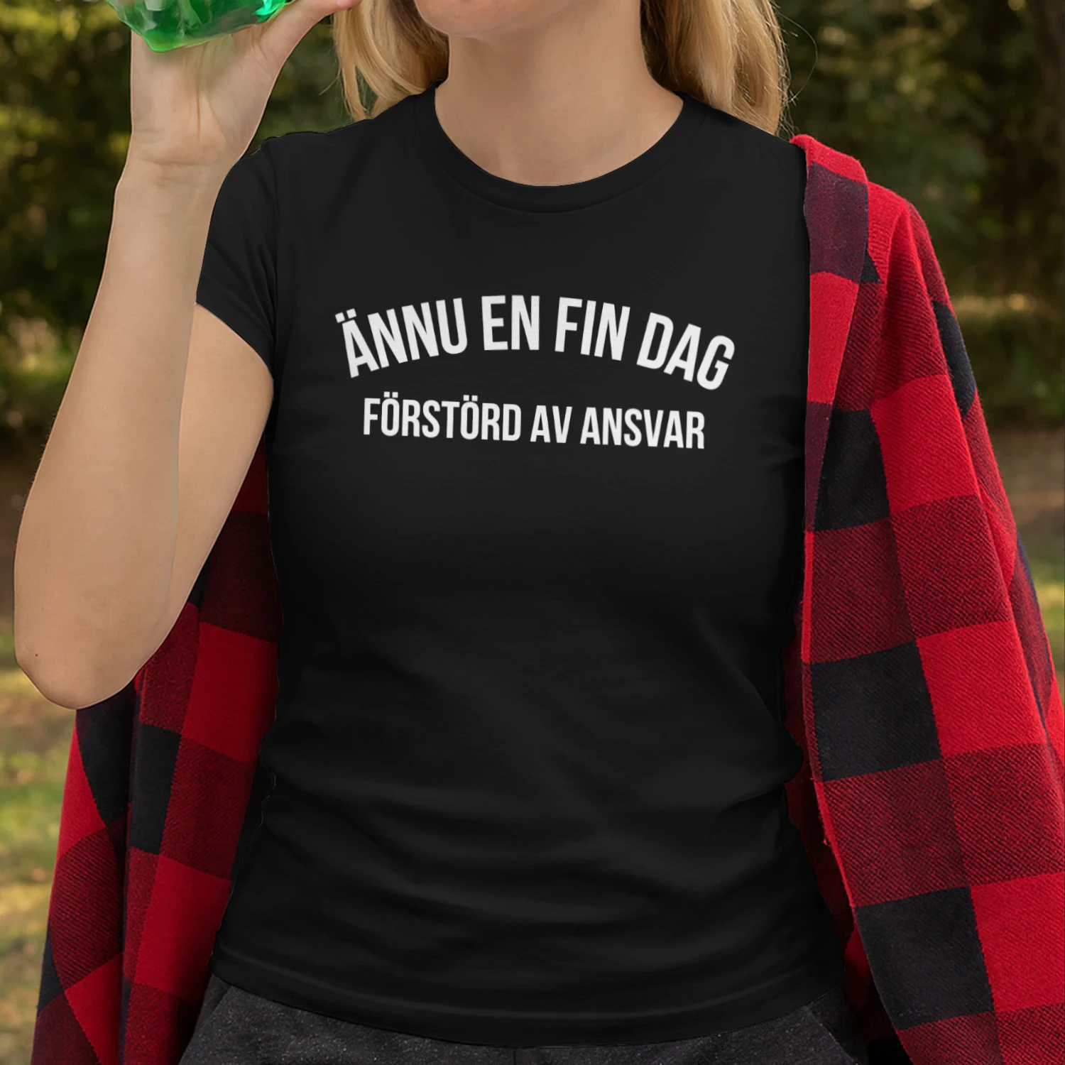 ÄNNU EN FIN DAG FÖRSTÖRD AV ANSVAR