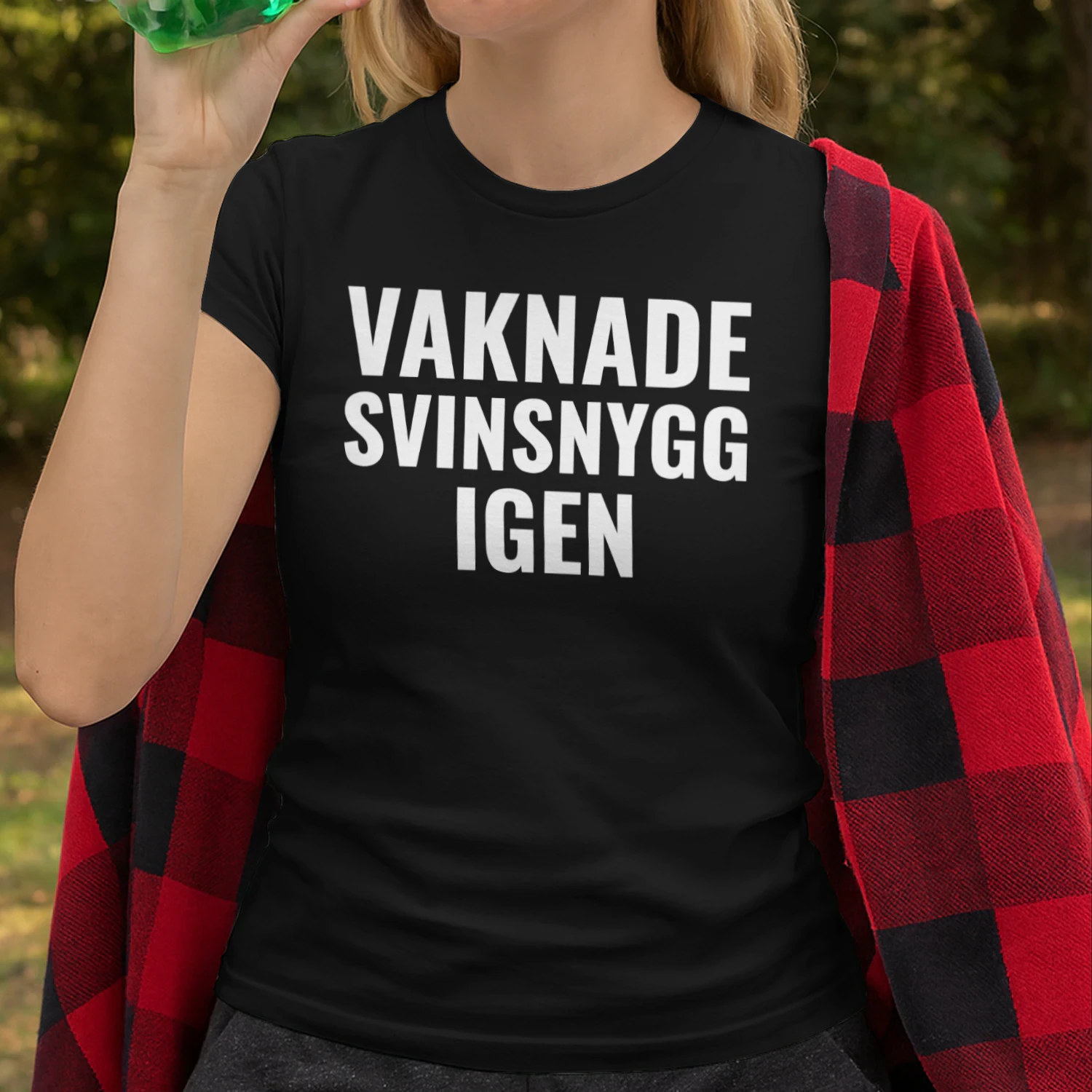 VAKNADE SVINSNYGG IGEN
