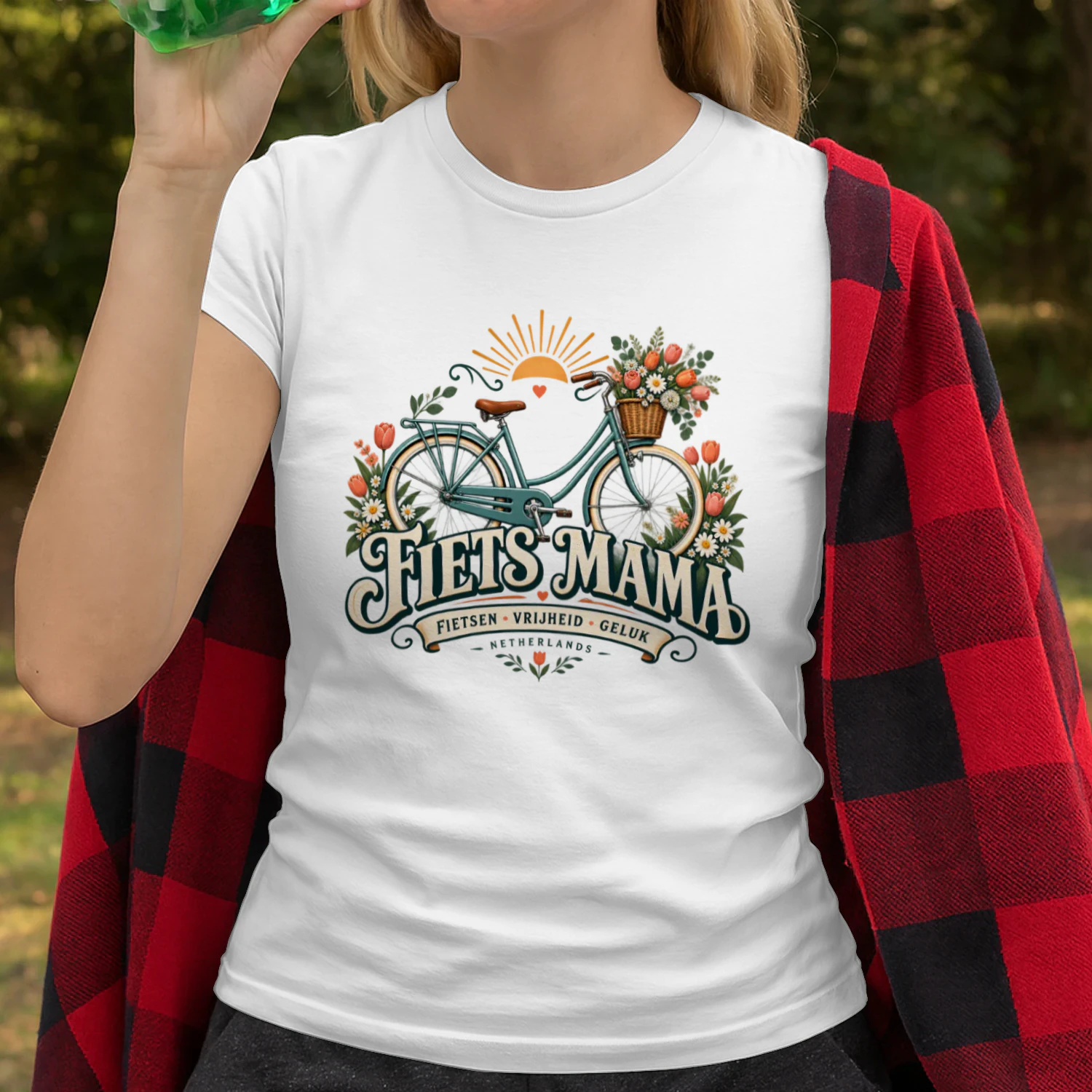 Fiets Mama T-Shirt | Dutch Cycling Mom Gift | Fietsen Vrijheid Geluk