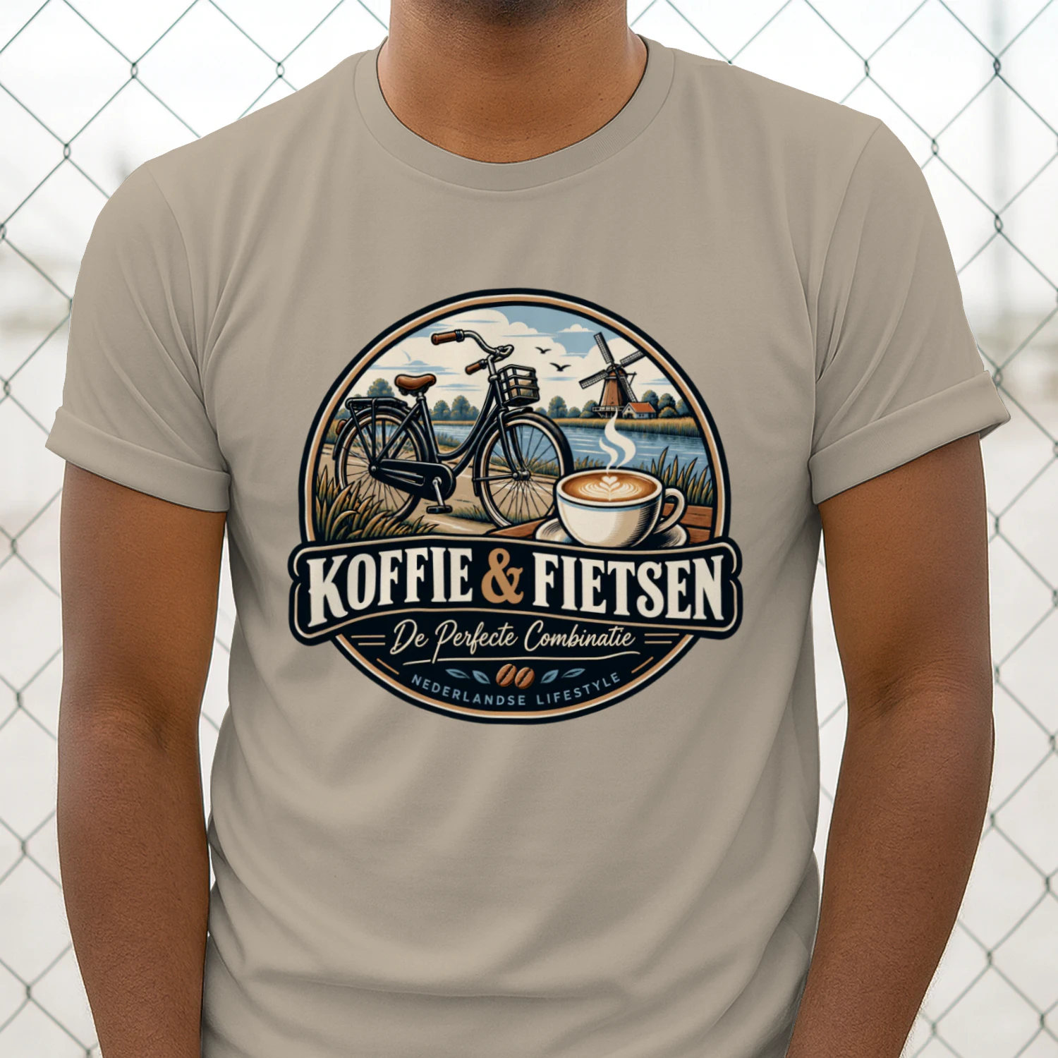 Koffie & Fietsen Shirt | De Perfecte Combinatie | Nederlands Fietsliefhebber T-Shirt