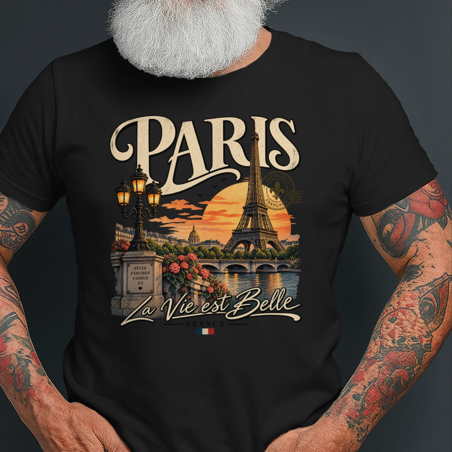 Paris — La Vie est Belle