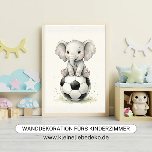 Kinderzimmer-Kunstdruck mit Sport treibenden Tierbabys Safari Fußball, Handball und Basketball