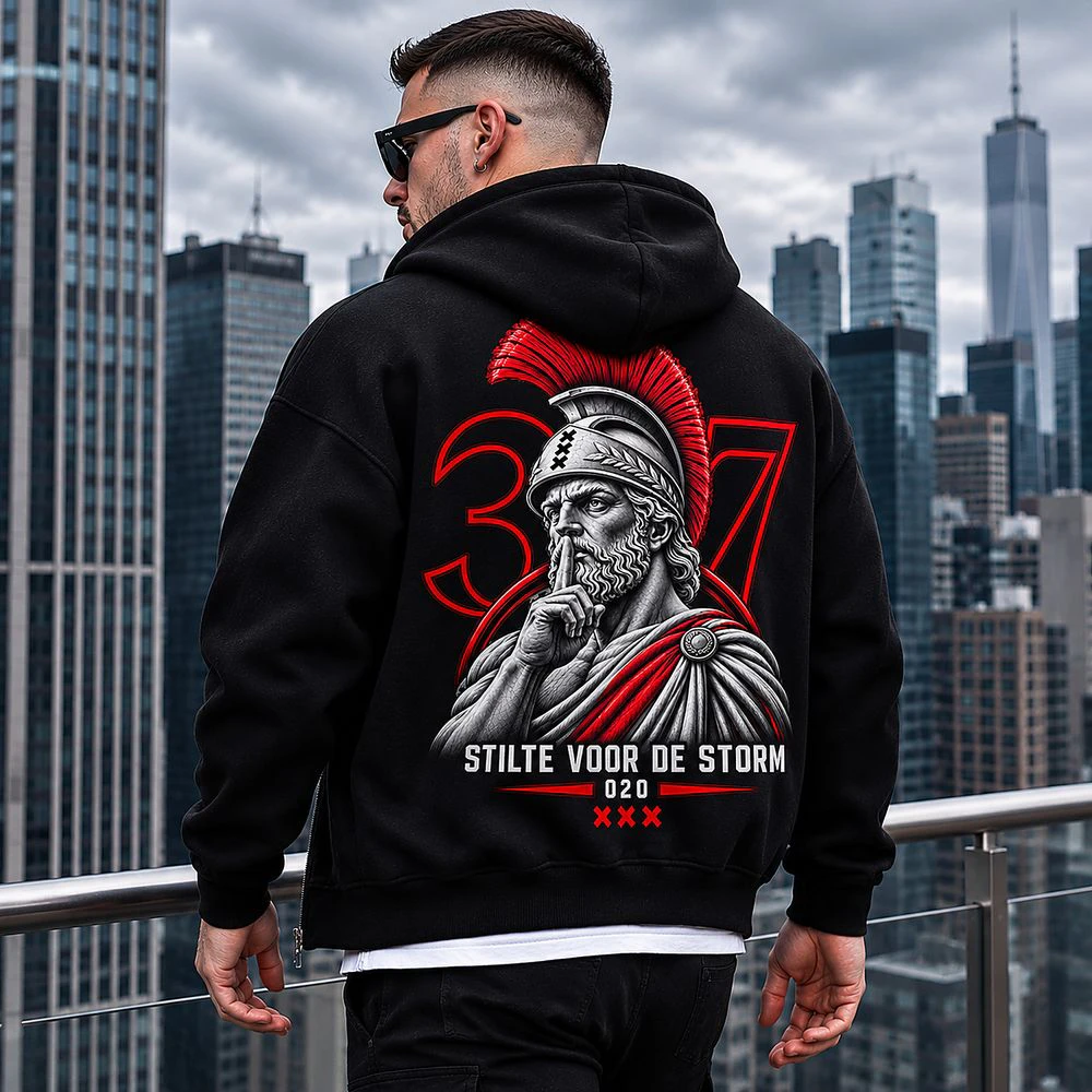 Stilte Voor De Storm | Zwarte Herenhoodie met Rits