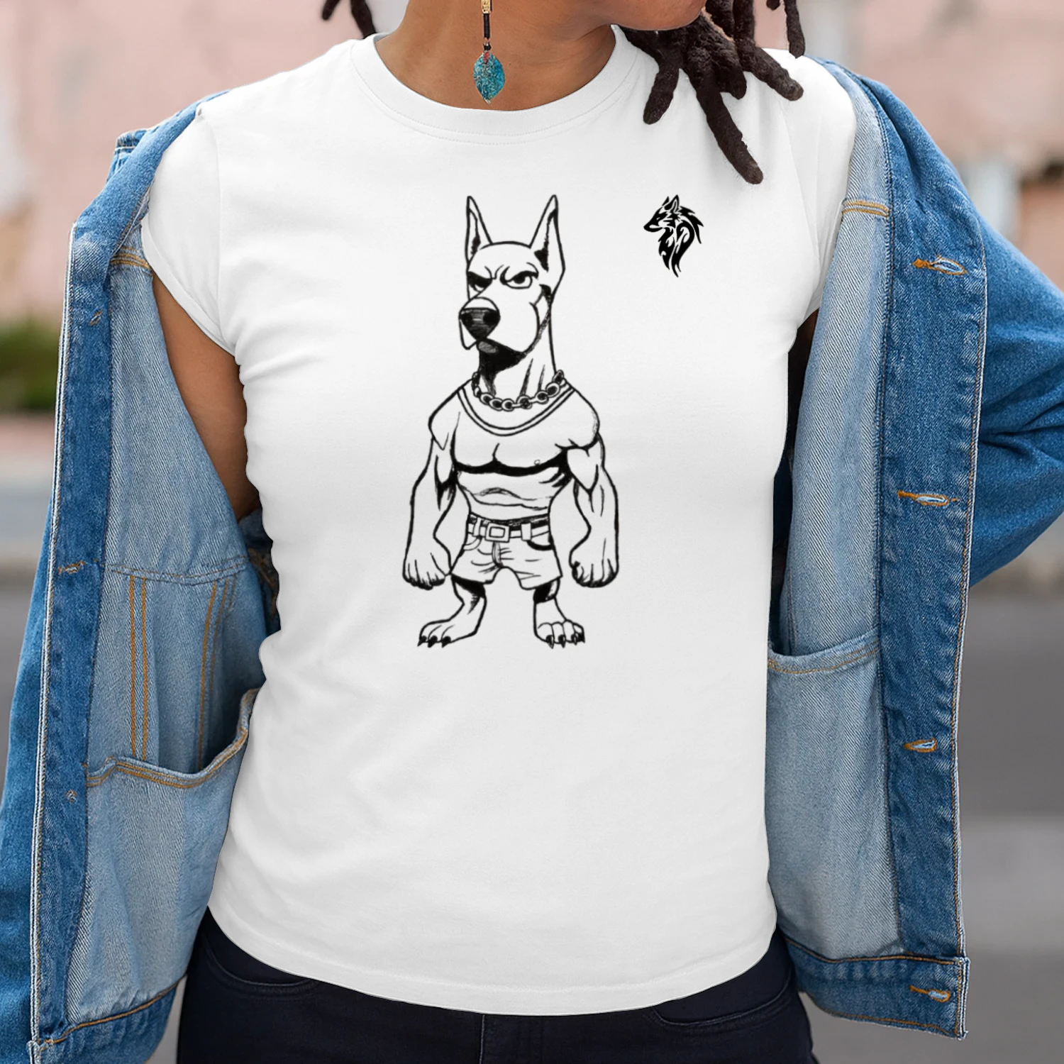 A spontaneous, hand-drawn sketch of a stocky, muscular Doberman.Unisex