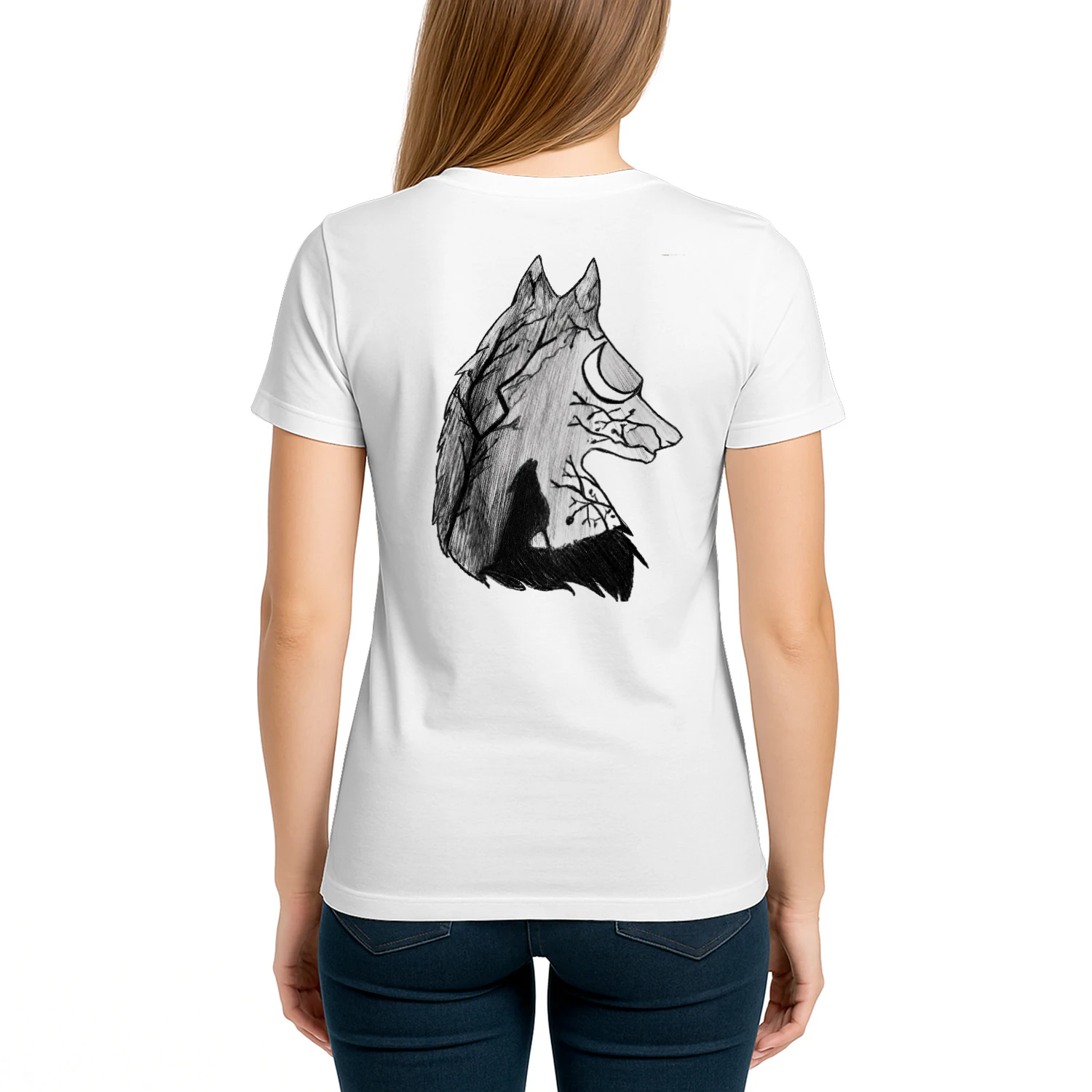 With an artistic wolf print inspired by nature and the moon, featuring elegant and mysterious details.Unisex