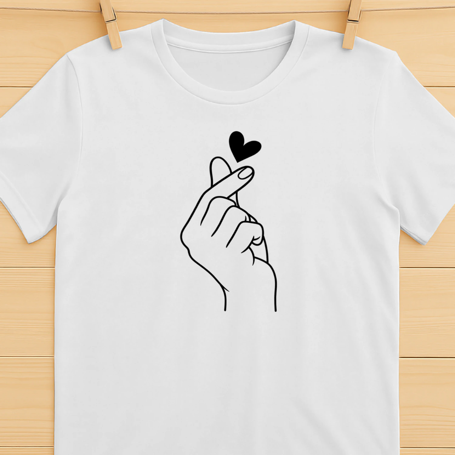 Finger Heart Print T-Shirt, Short Sleeve Crew Neck Casual Top for Summer & Spring, Women's Clothing 