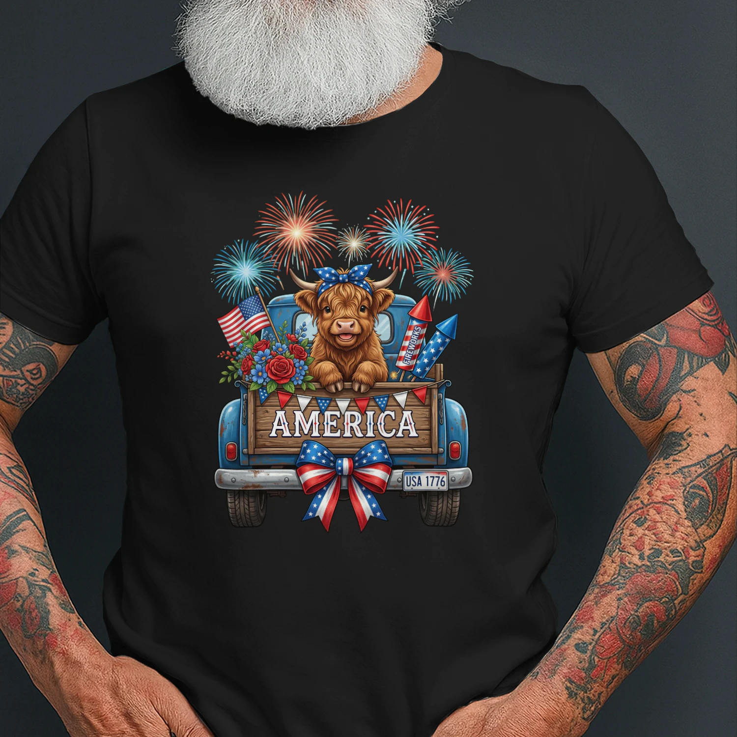 4th of July Highland Cow Tshirt