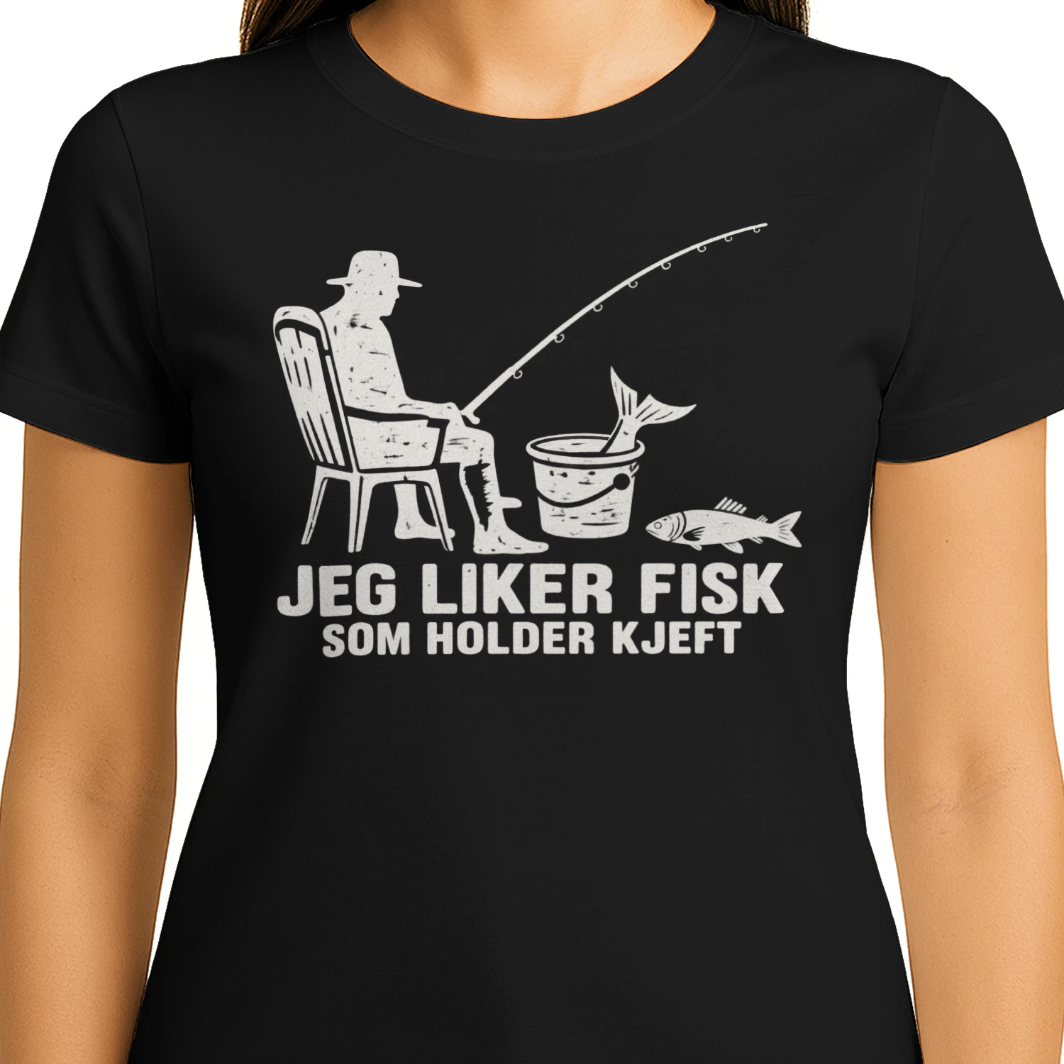 JEG LIKER FISK SOM HOLDER KJEFT