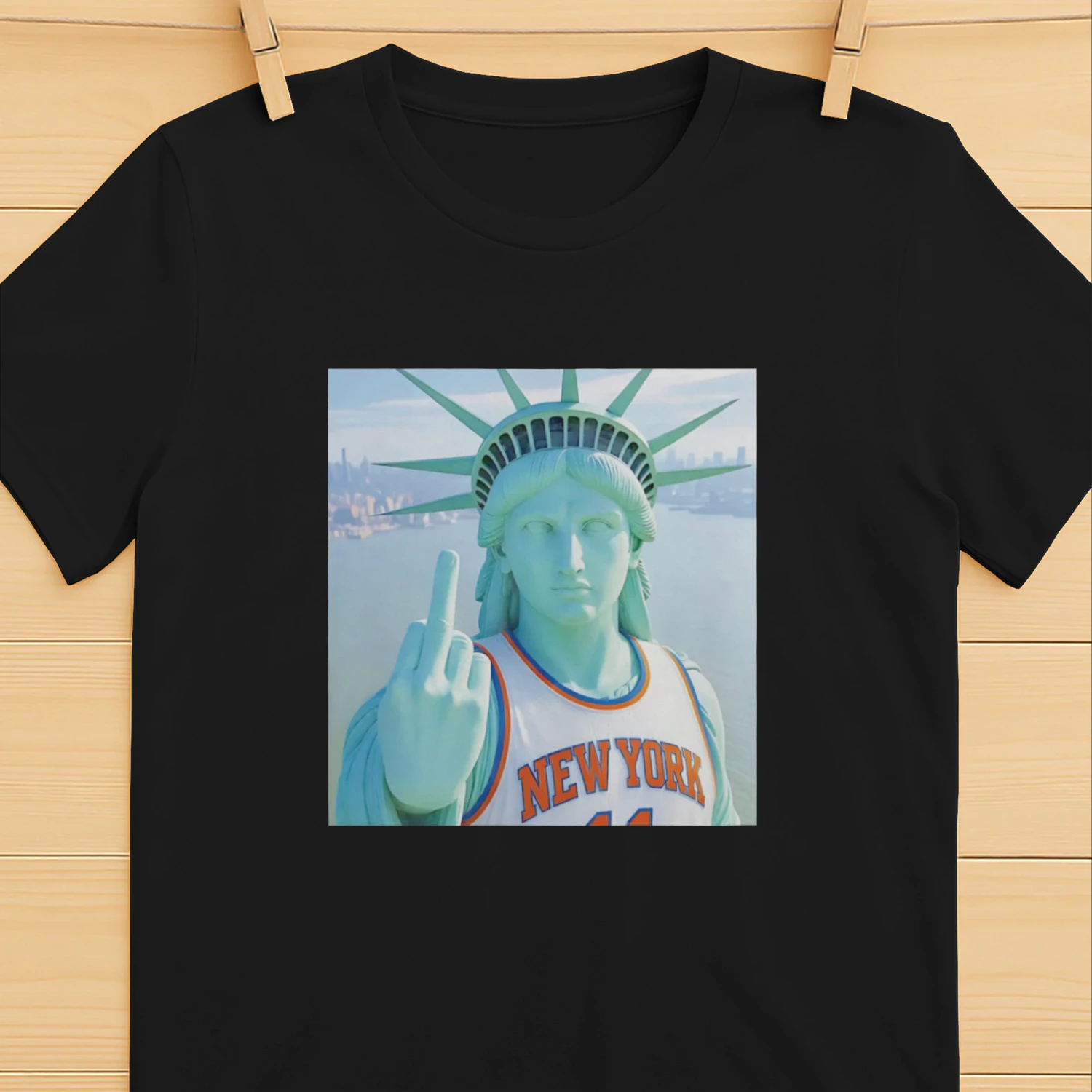 Statue of Liberty KNICKS New York Shirt