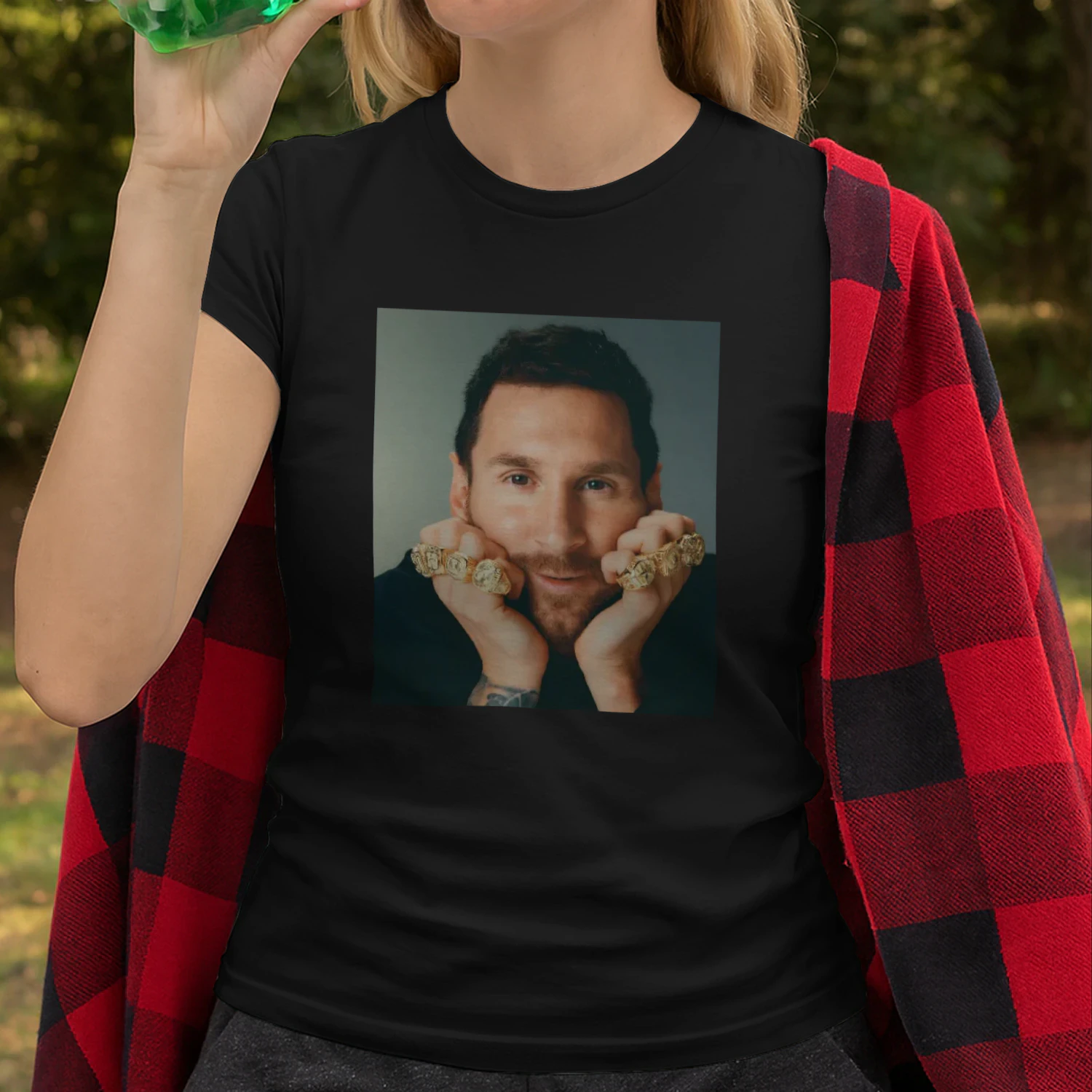 Antonela Roccuzzo Messi Shirt