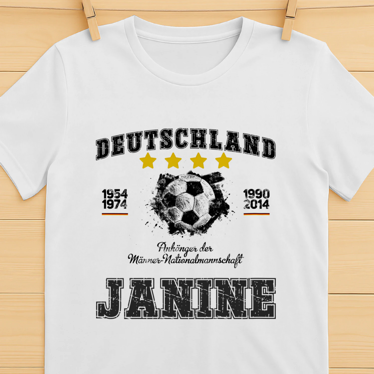 janine-identitycg160426m51-219