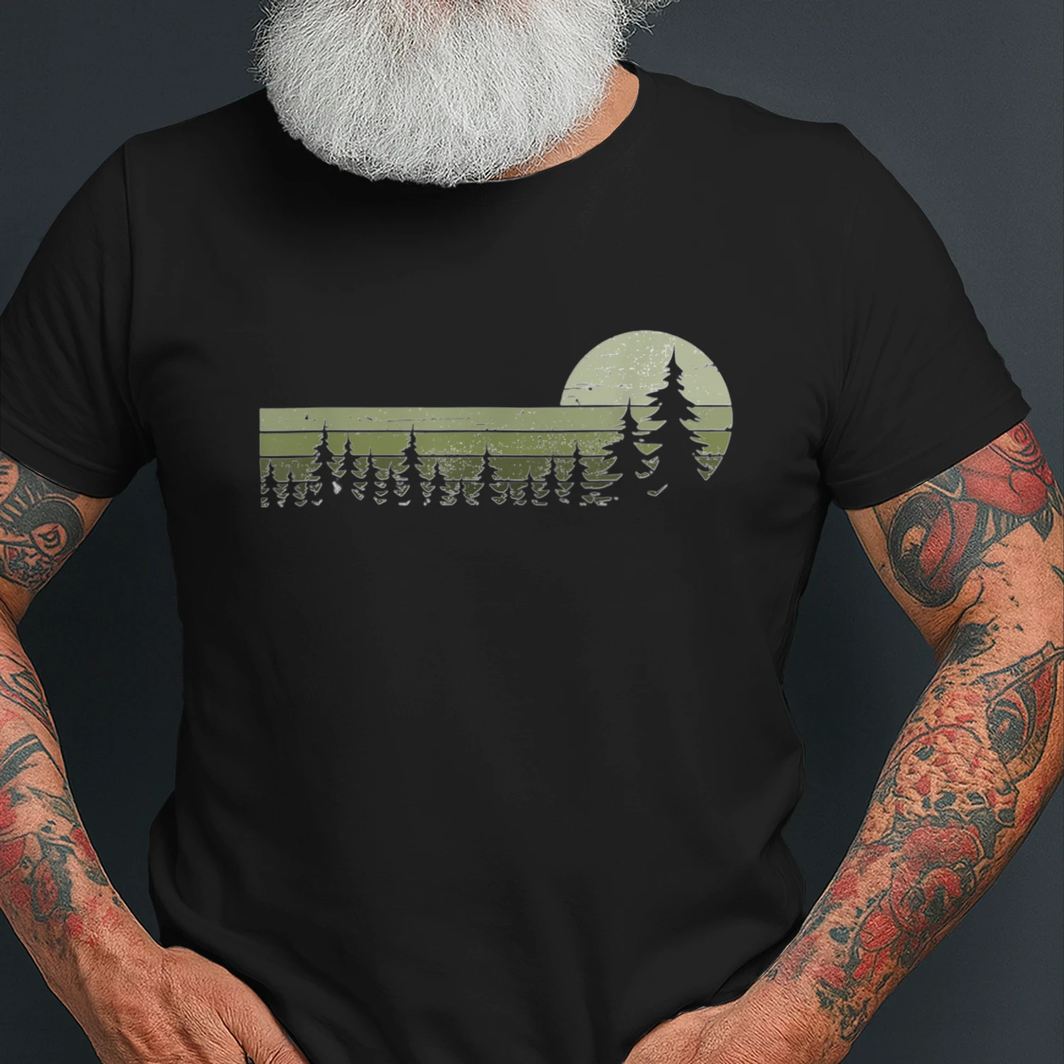 Vintage Forest Wildlife T-Shirt – Nature Lover Hiking & Outdoor Graphic Tee