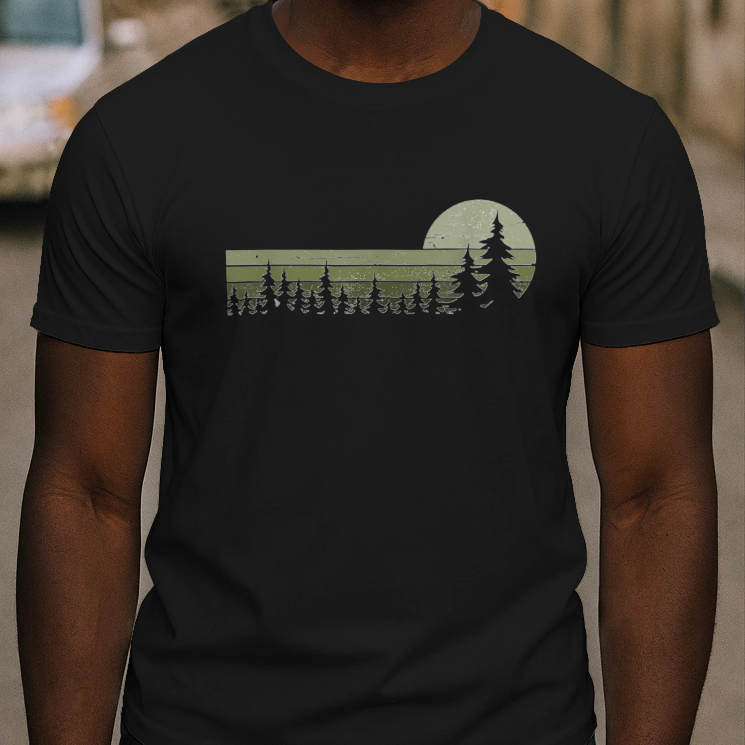 Vintage Forest Wildlife T-Shirt – Nature Lover Hiking & Outdoor Graphic Tee