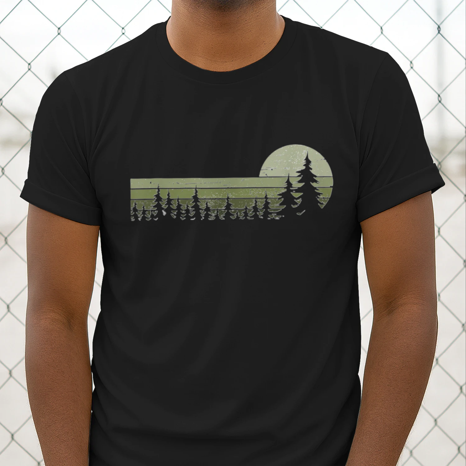 Vintage Forest Wildlife T-Shirt – Nature Lover Hiking & Outdoor Graphic Tee