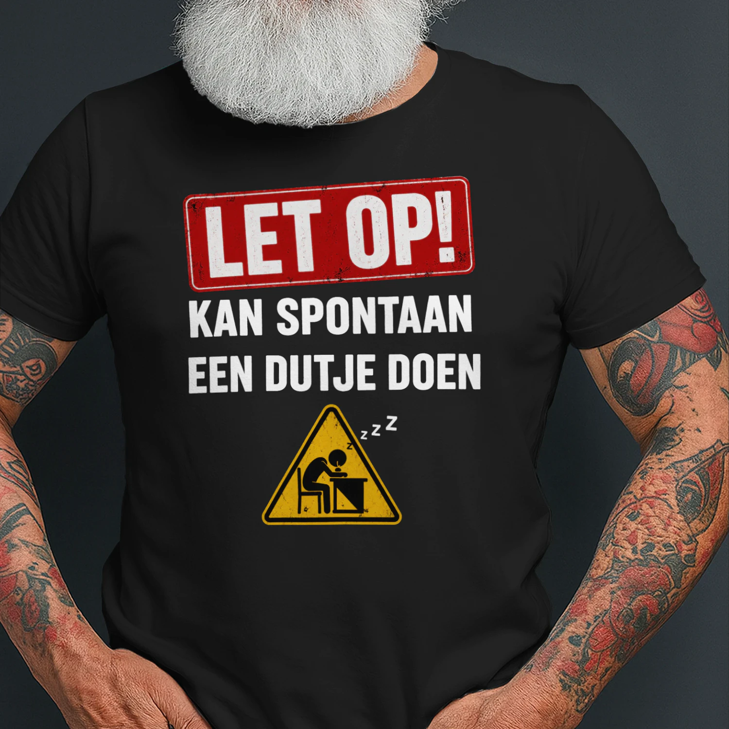 Let Op! Kan Spontaan Een Dutje Doen