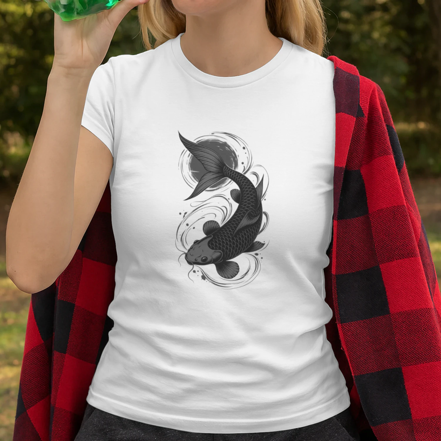 Japanese Koi Fish T-Shirt Design – Red & Black Japanese Tattoo Style – Asian Koi Fish Artwork