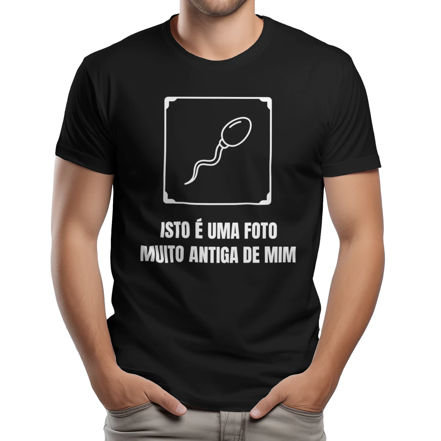 T-shirt “FOTO MUITO ANTIGA DE MIM” ⬇️