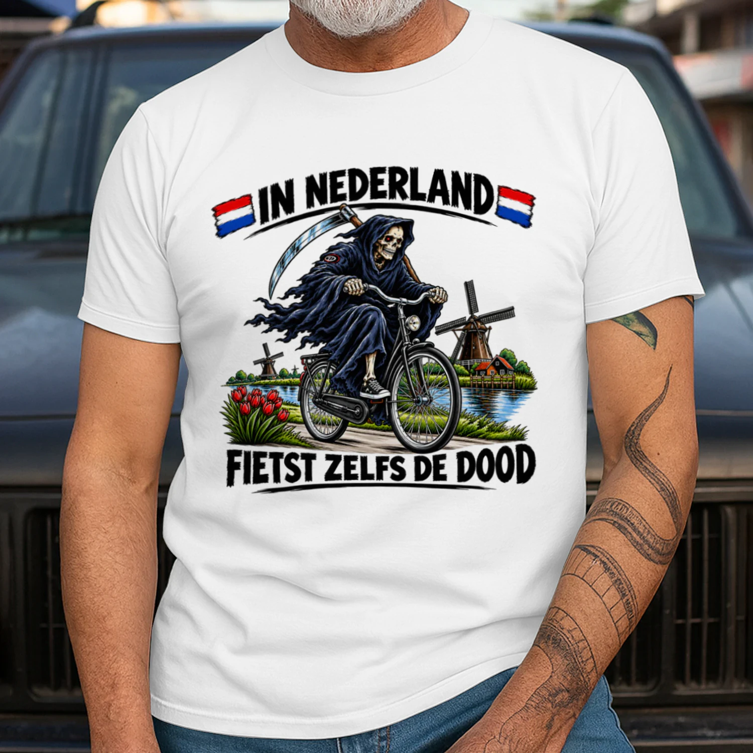 Zelfs de Dood Fietst in Nederland – Grappig Nederlands T-shirt