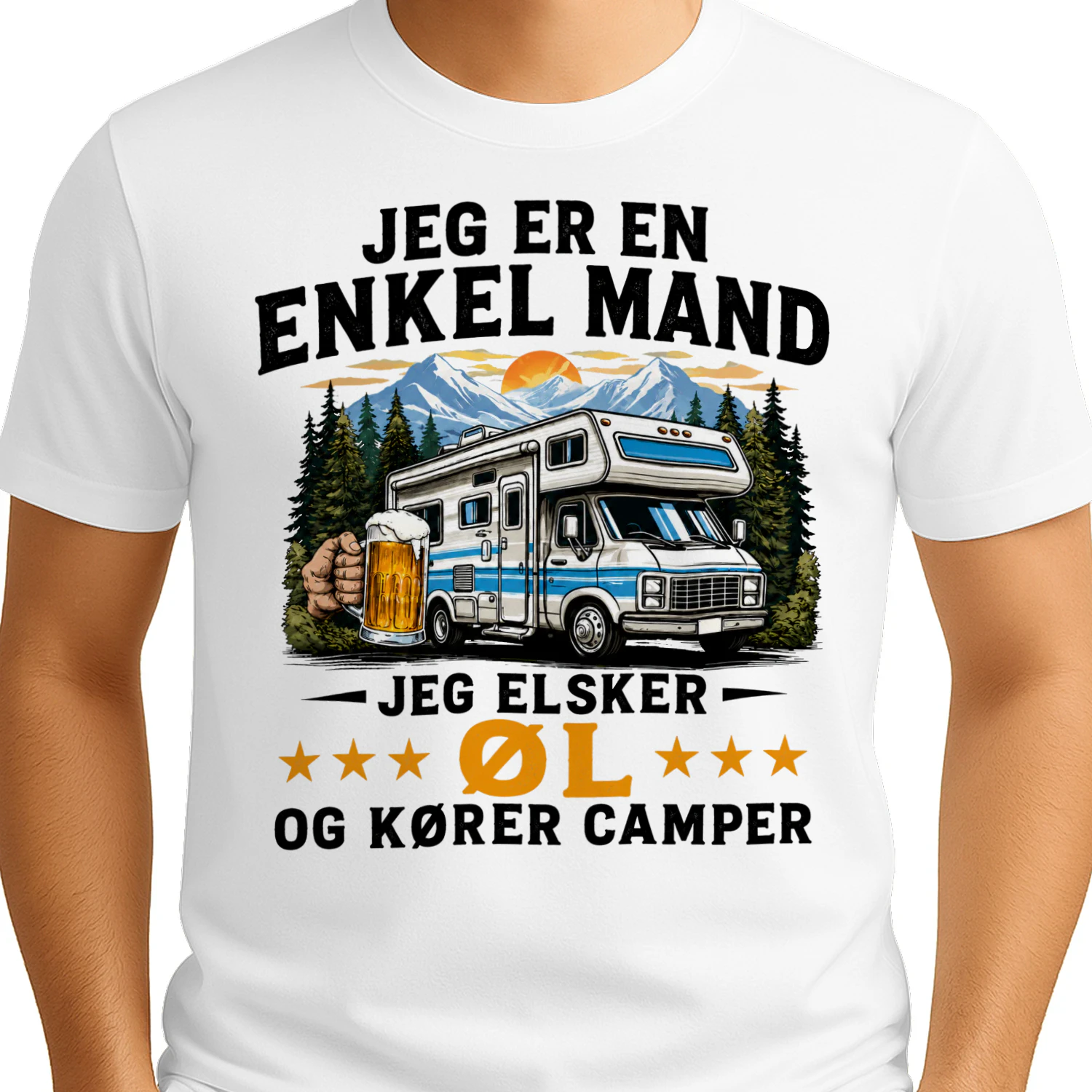 JEG ER EN ENKEL MAND JEG ELSKER ØL OG KØRER CAMPER