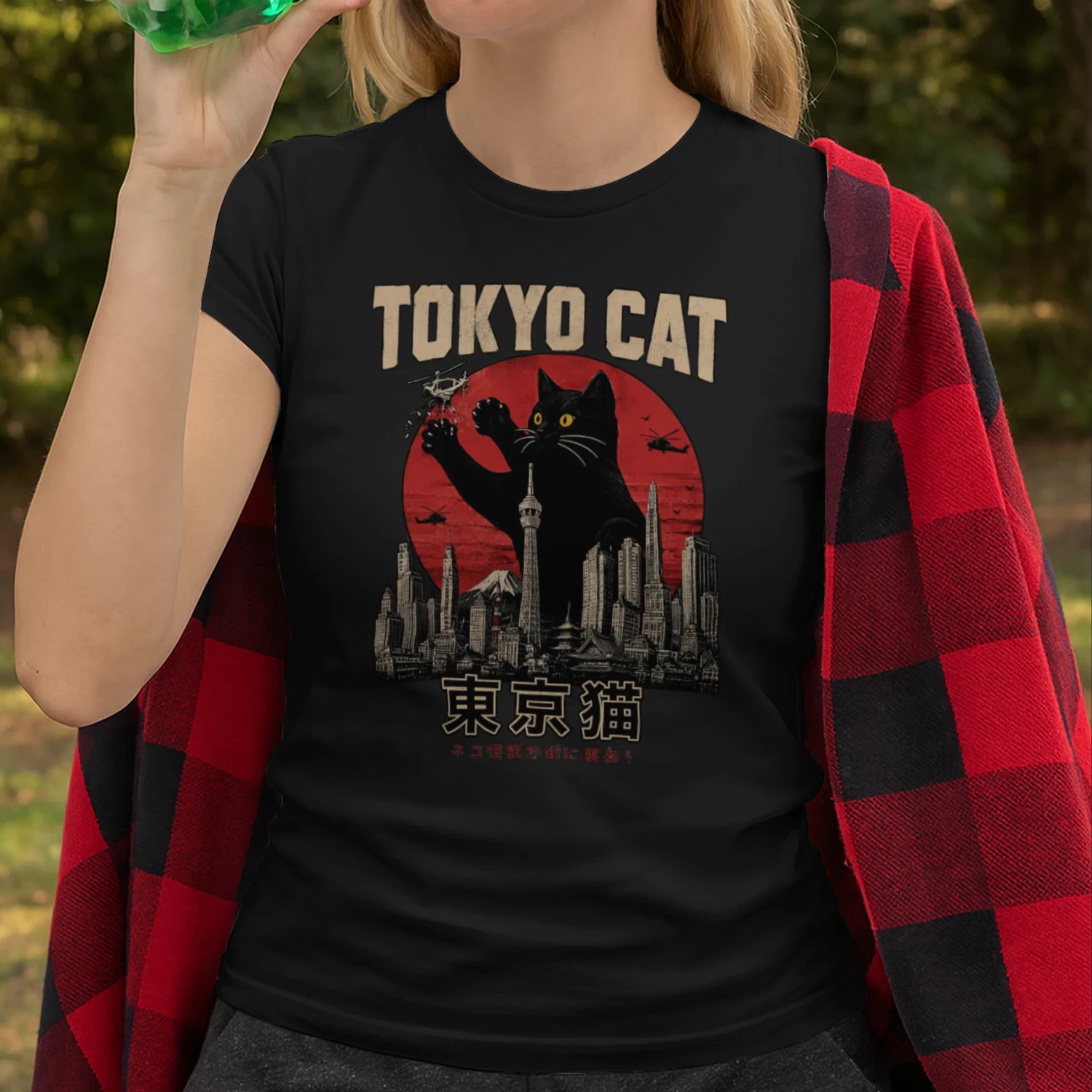 🐱 Tokyo Cat Giant Kaiju Graphic T-Shirt – Japanese Streetwear Vintage Neko City Design 🎌 Get Yours Today!