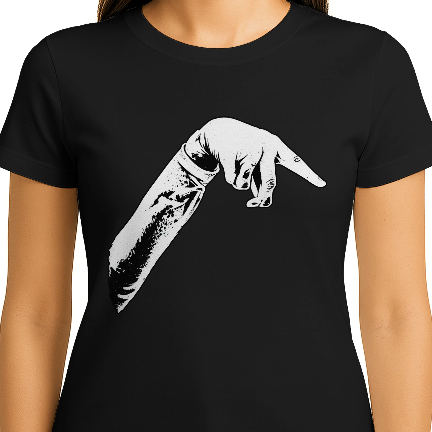Sophie Cunningham hand 
