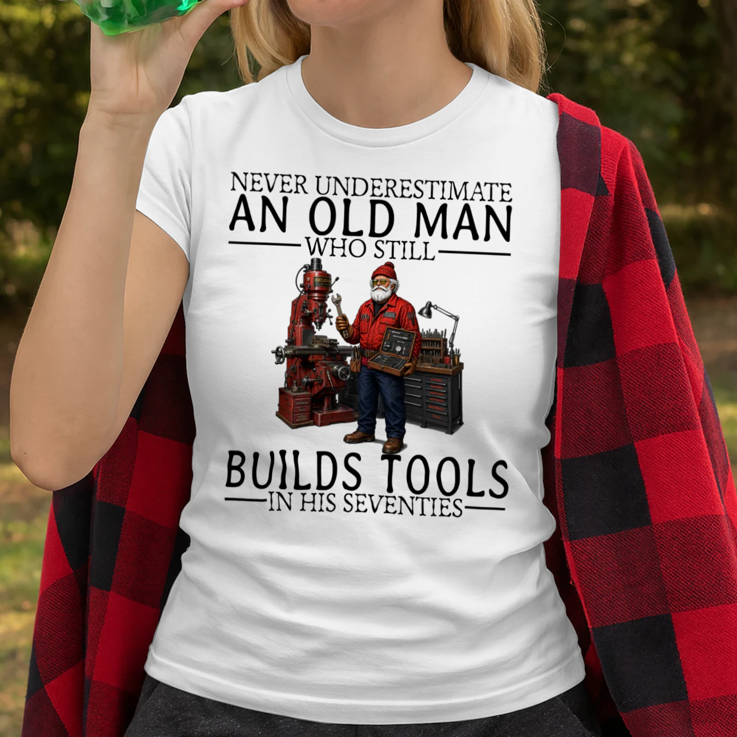 toolmaker-white-nv7