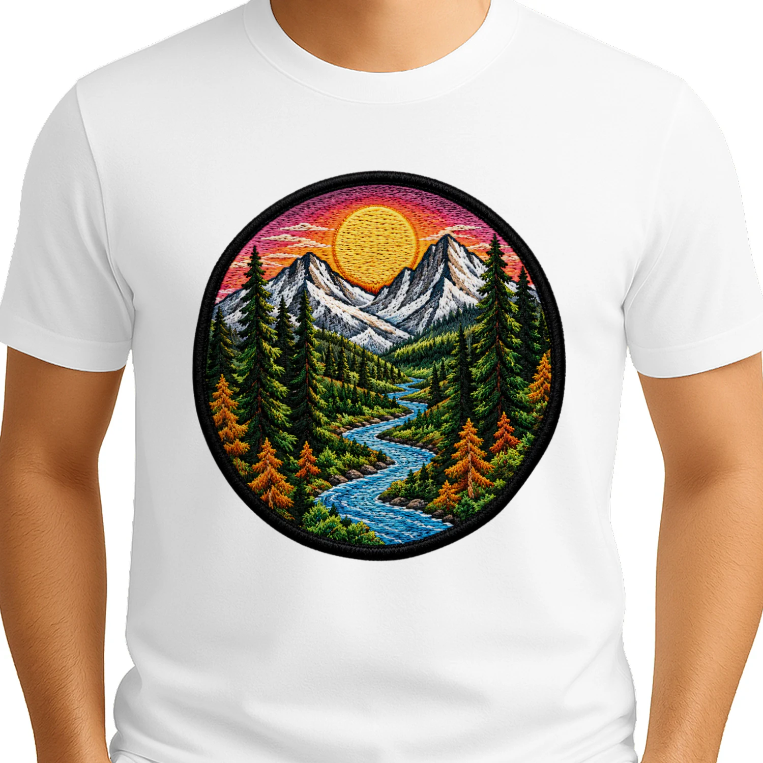 Bergfluss Sonnenuntergang T-Shirt – Wald, Natur, Outdoor