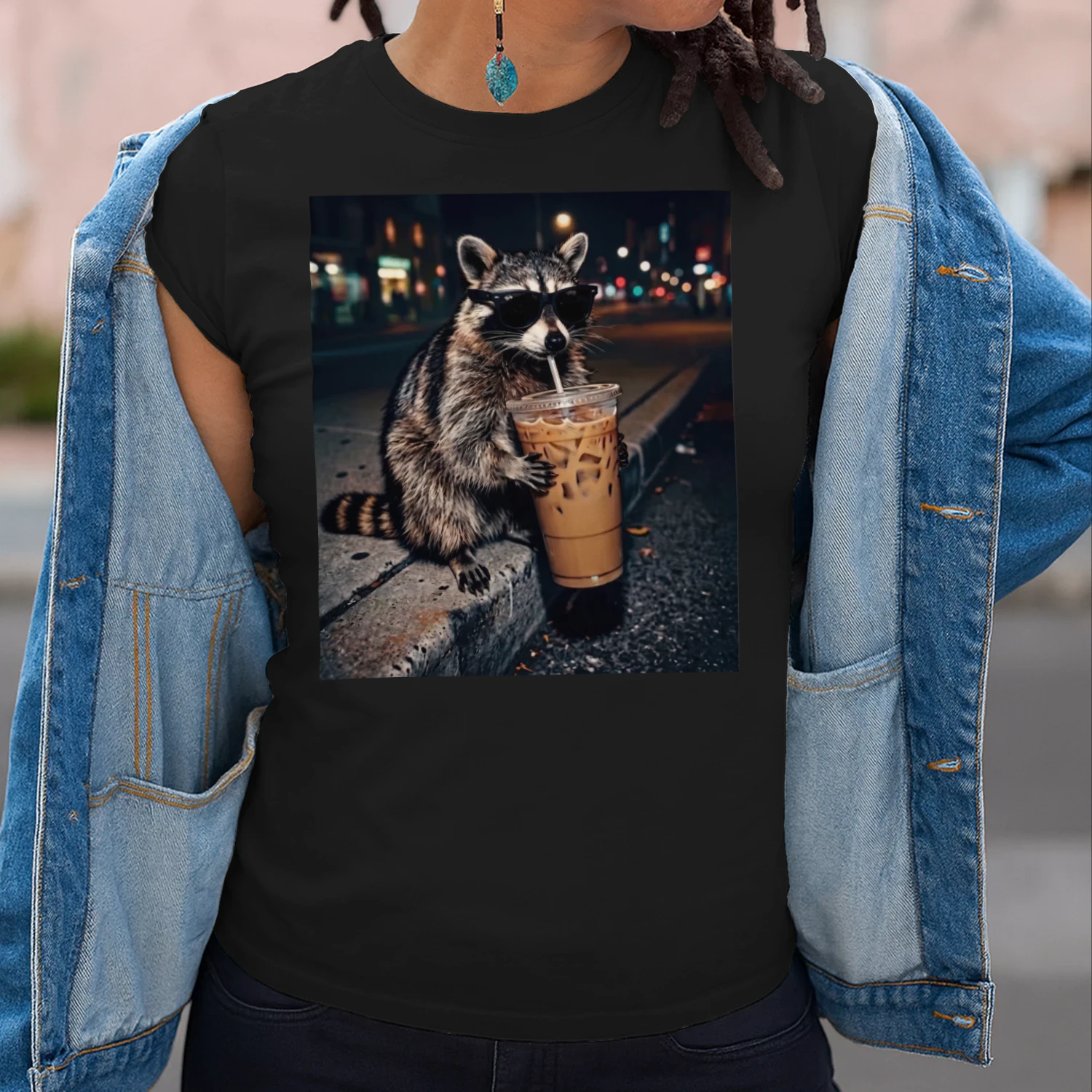 Racoon Drink Coffe