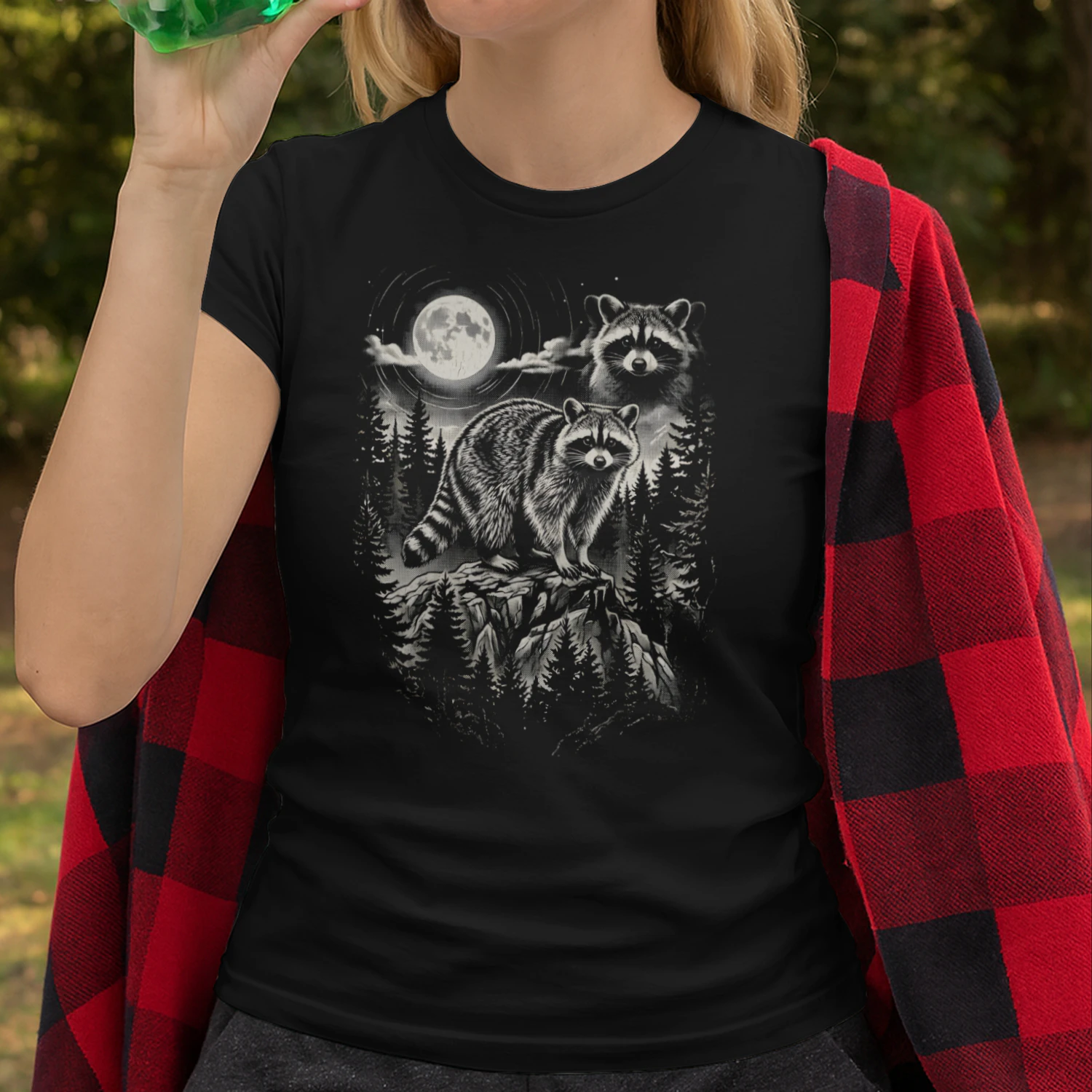Vintage Raccoon Full Moon T-Shirt, Retro Wildlife Forest Nature Lover Gift Tee