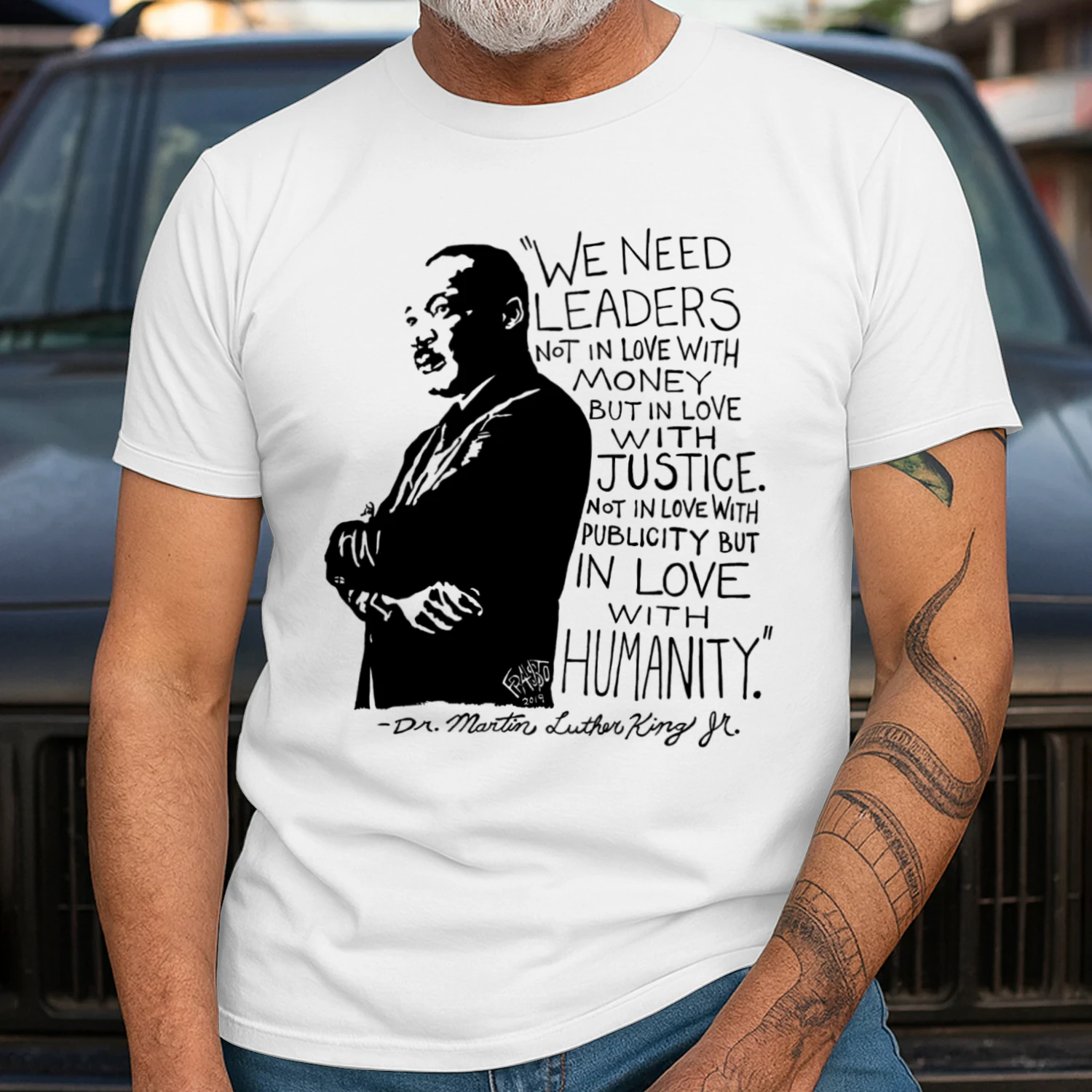We Need Leaders Not In Love With Money  Unisex T-shirt