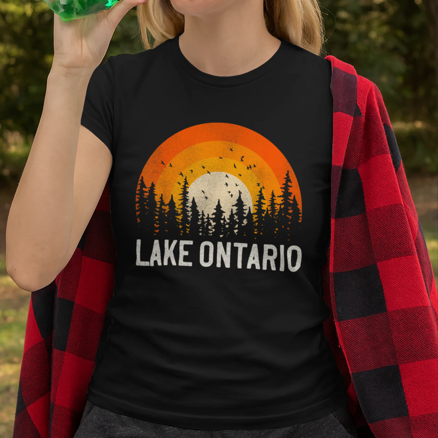 Lake Ontario - Vintage Men Women 70s 80s Graphic Cool Retro Unisex T-shirt