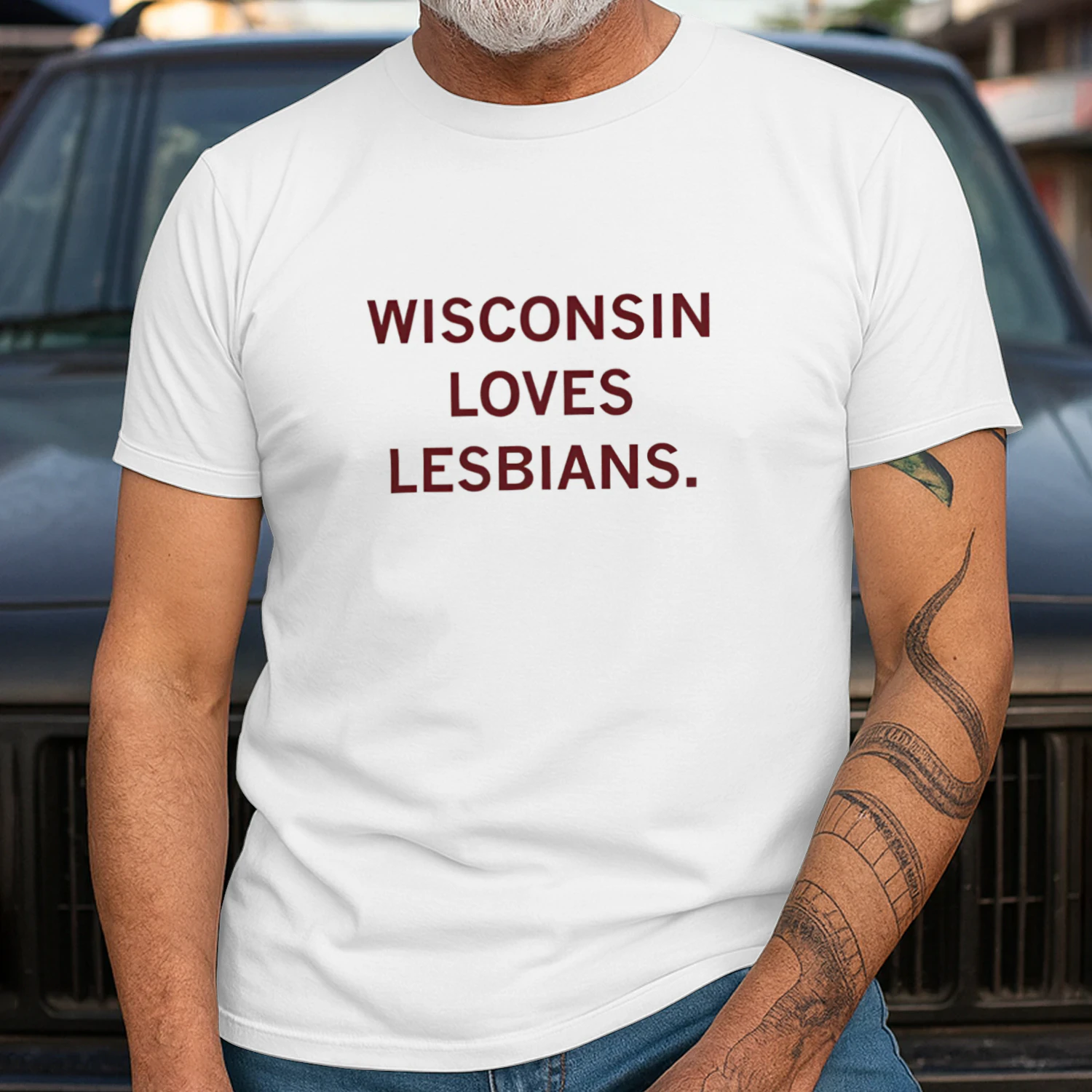 Wisconsin Loves Lesbians shirt