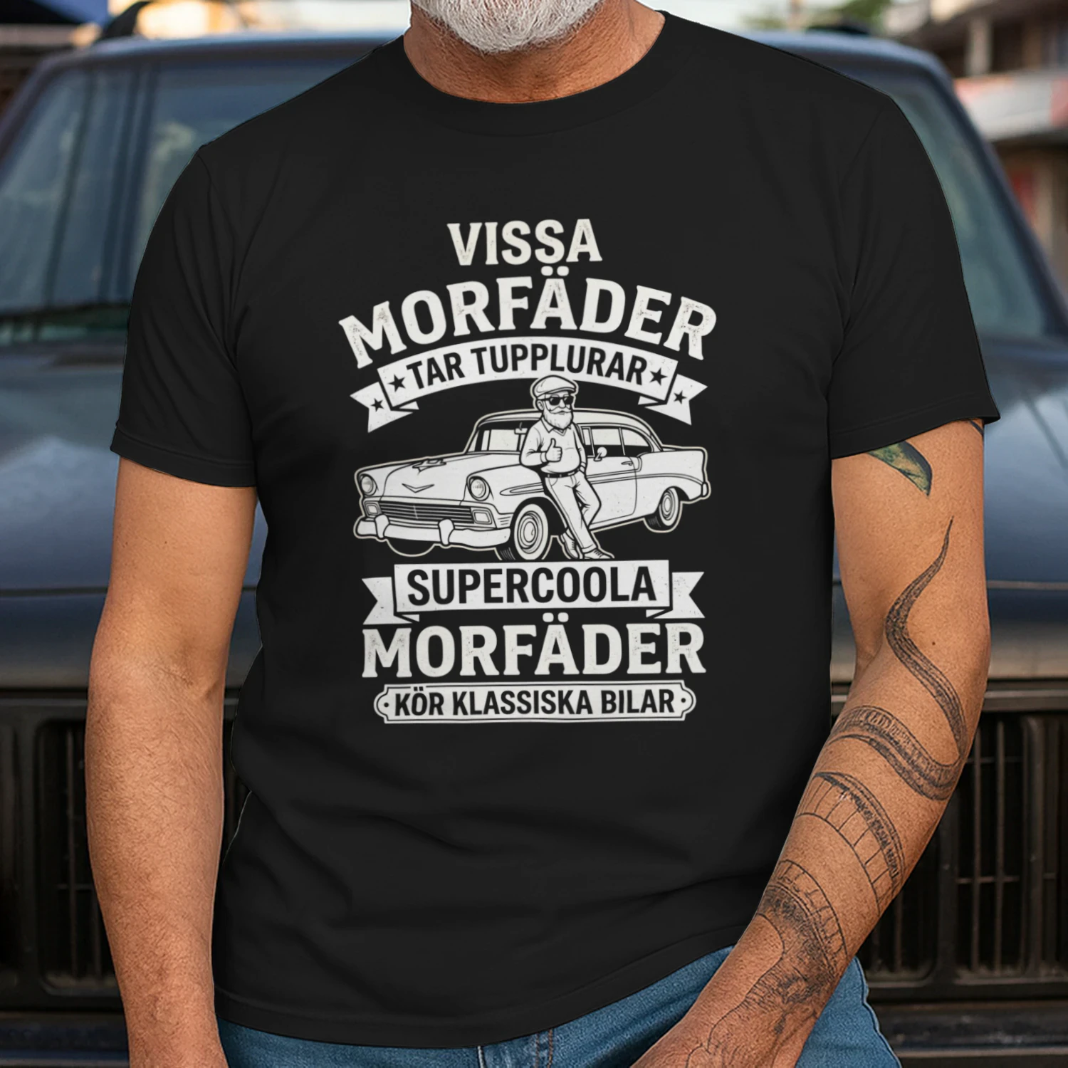 Vissa morfäder tar tupplurar supercoola morfäder kör klassiska bilar