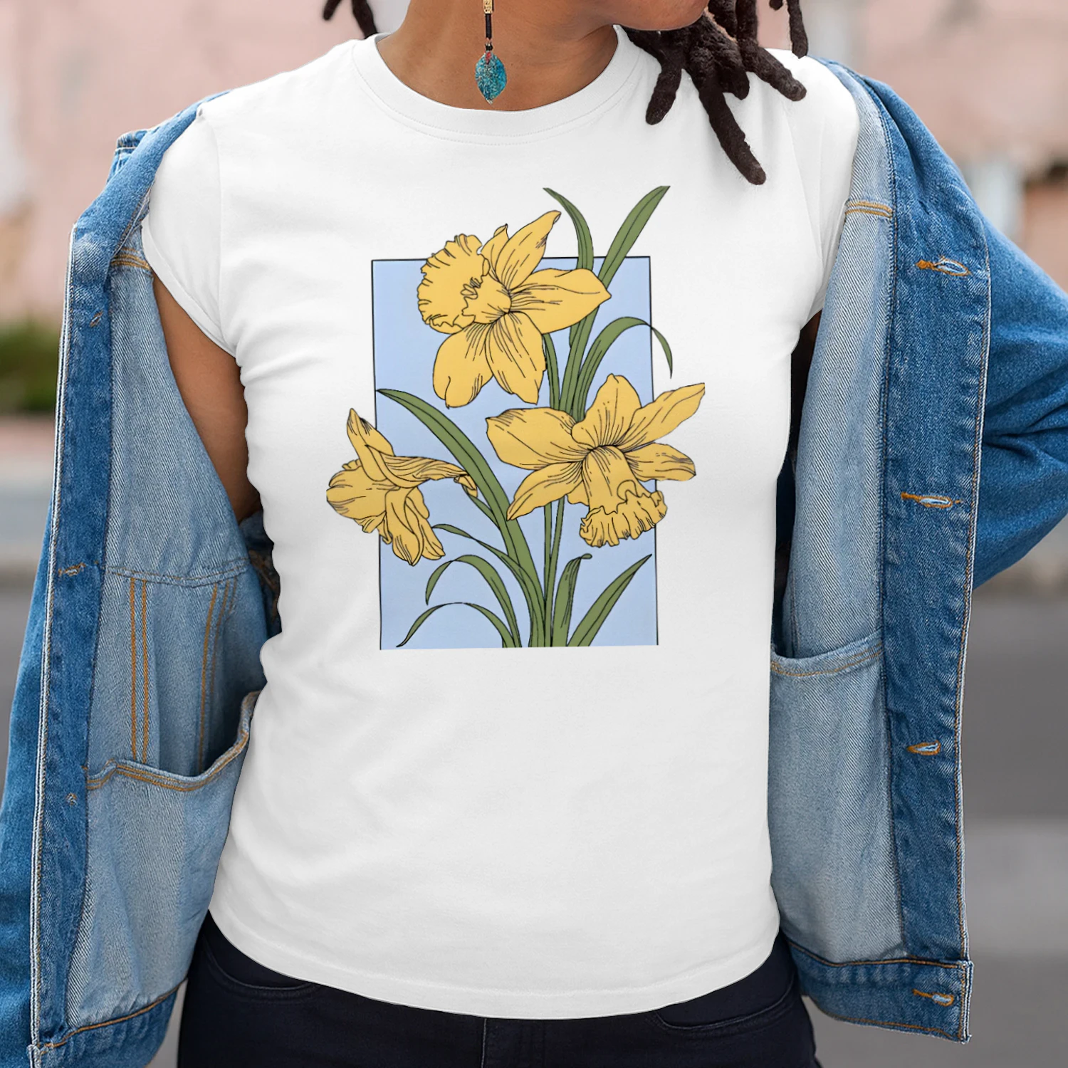 Vintage Daffodil Botanical Women's Fitted T-shirt