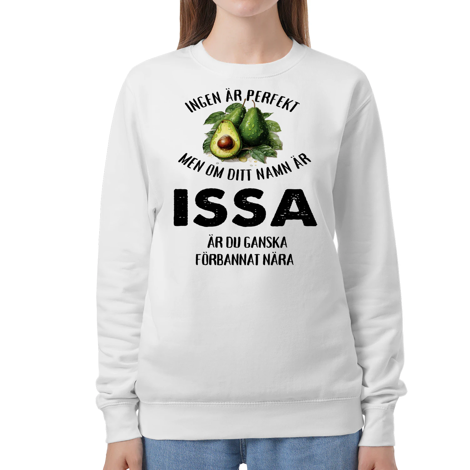 issa-thuy3swe-695