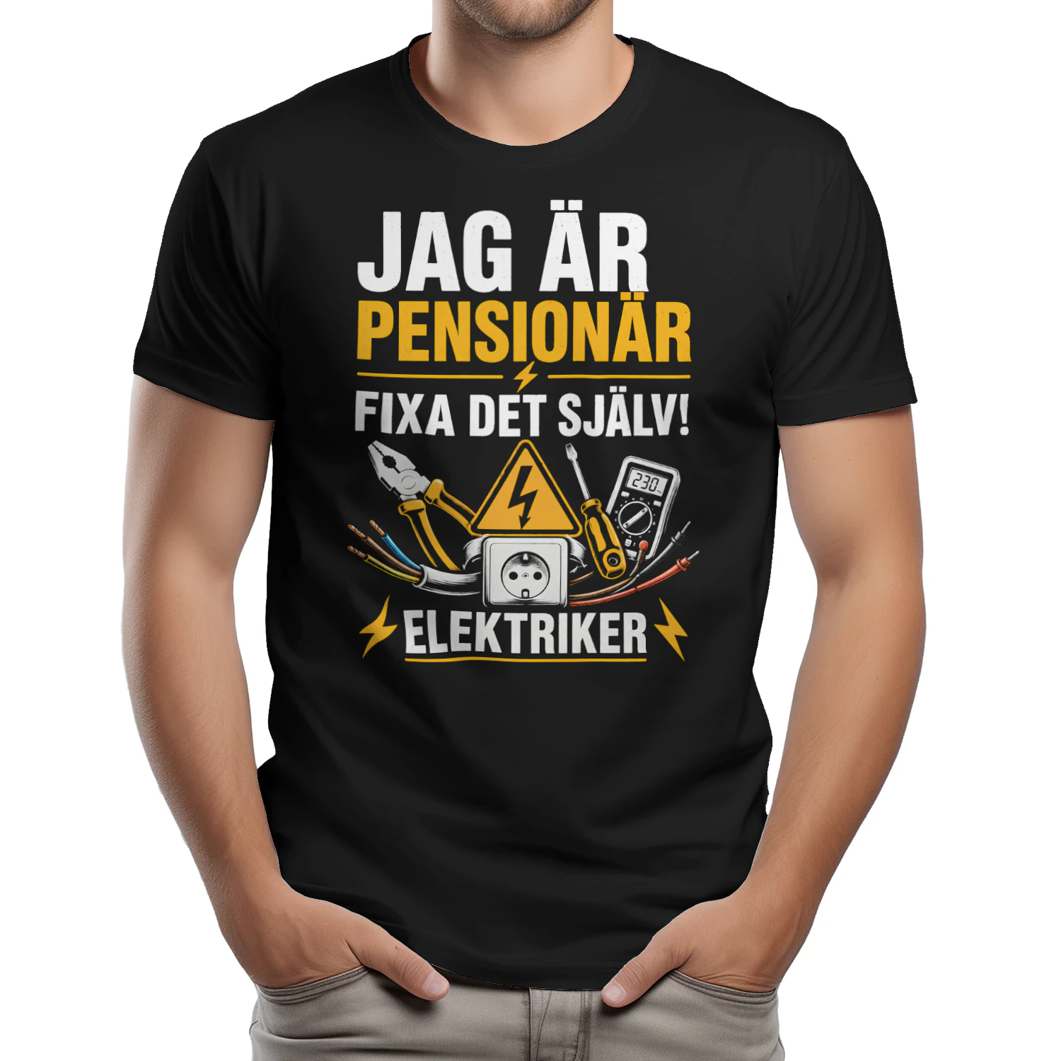 Pensionerad Elektriker T-Shirt – Fixa Det Själv