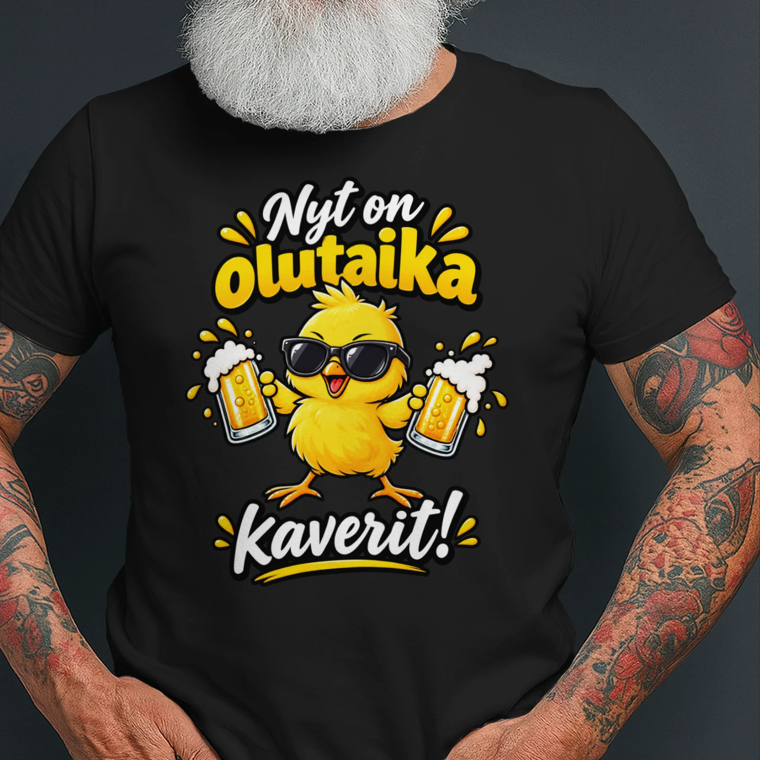 Nyt On Olutaika – Hauska T-Paita