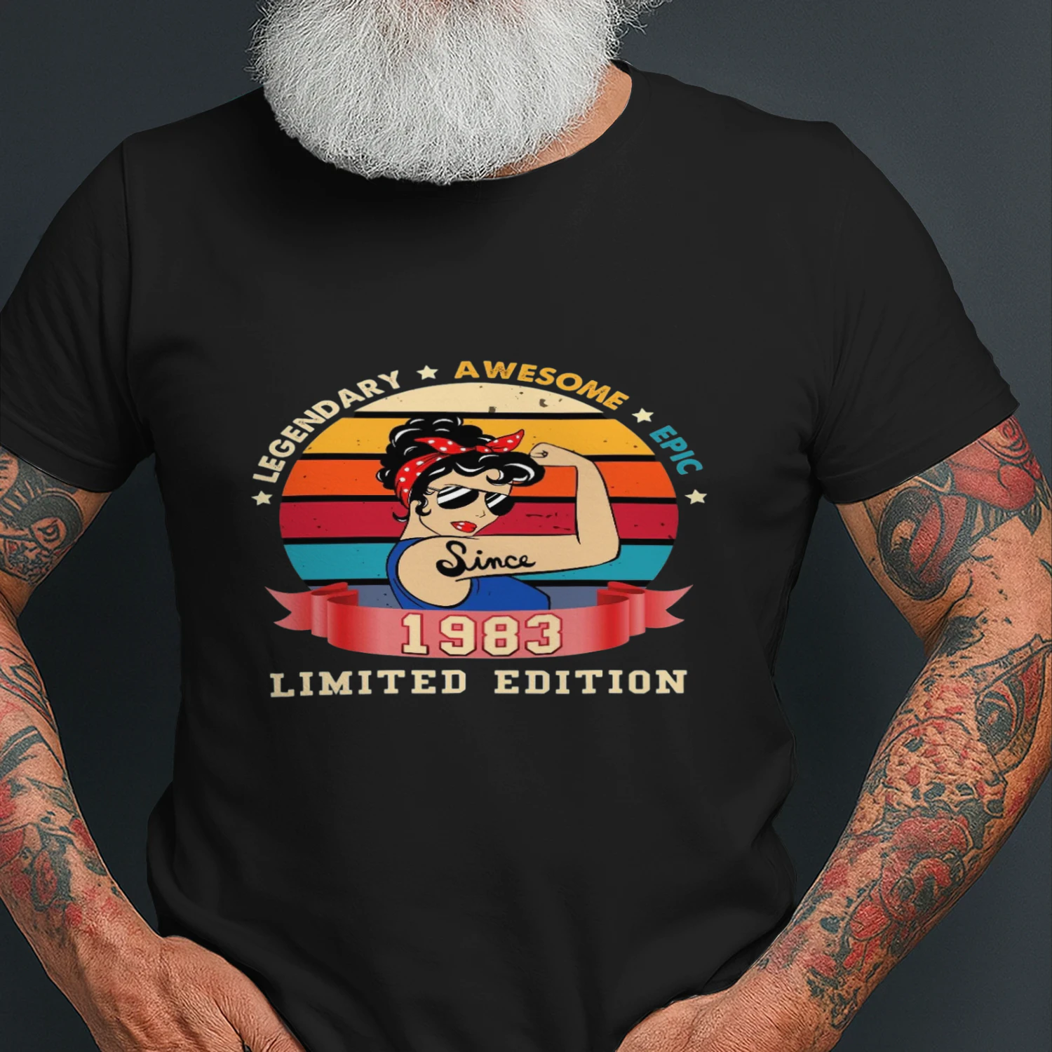 femme-retro-anniversaire-vintage-1983-edition