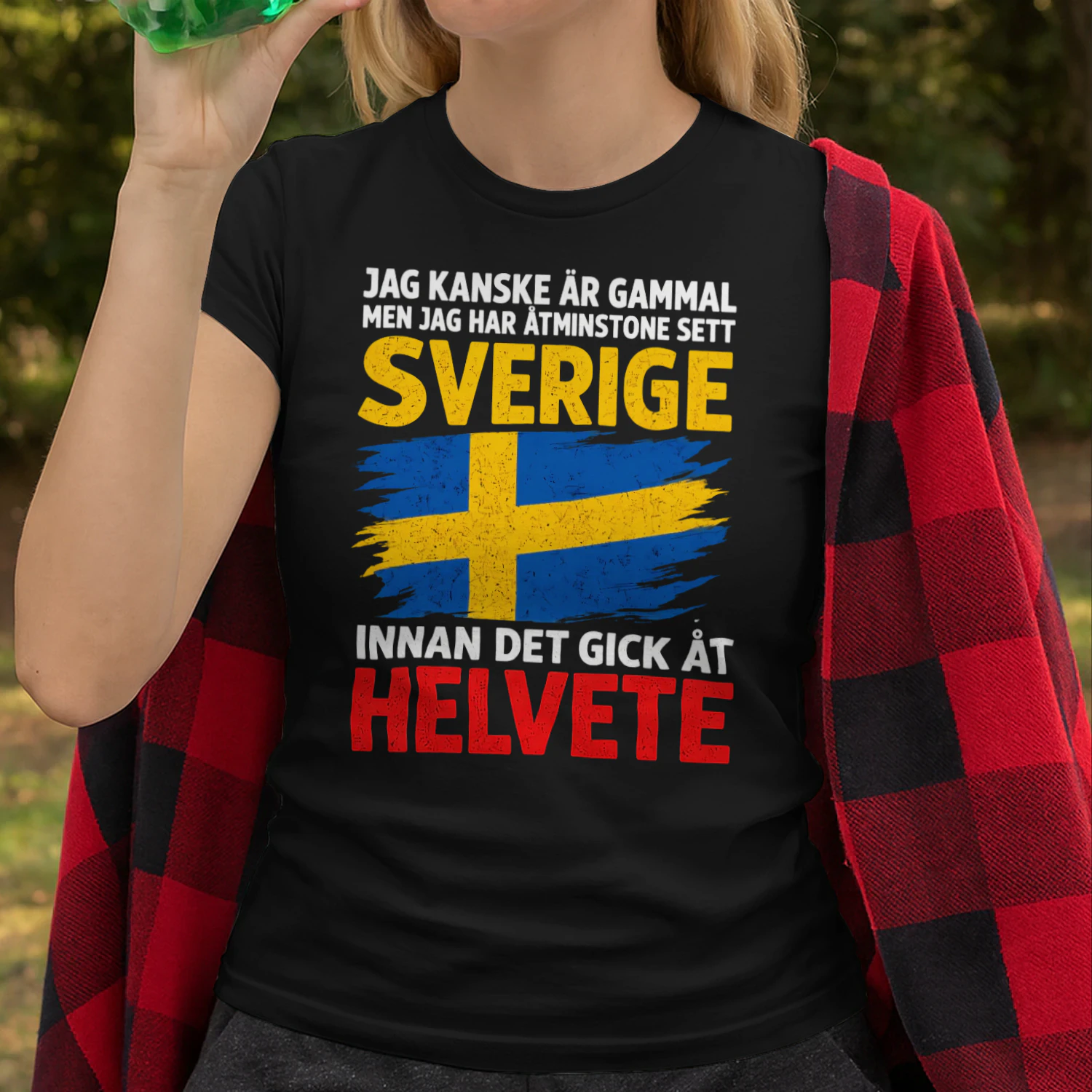 Jag kanske är gammal Sverige förr Unisex T-shirt