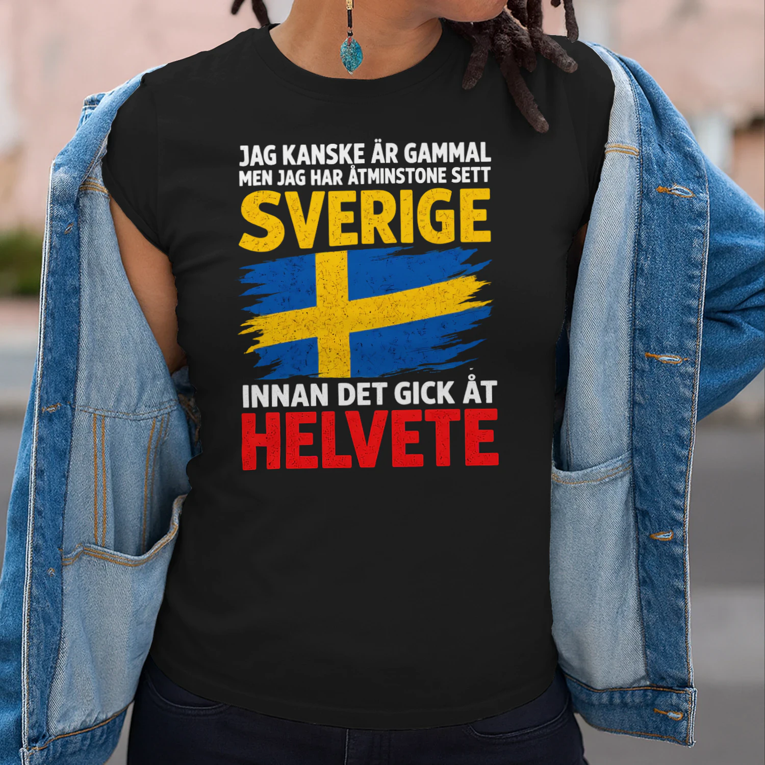 Jag kanske är gammal Sverige förr Unisex T-shirt