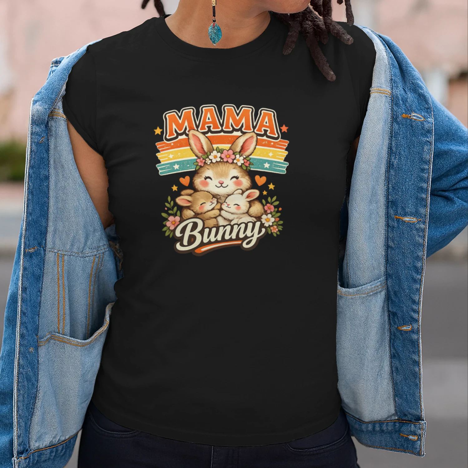 Mama Bunny Retro Cute Mom T-Shirt – Vintage Easter Spring Gift for Moms