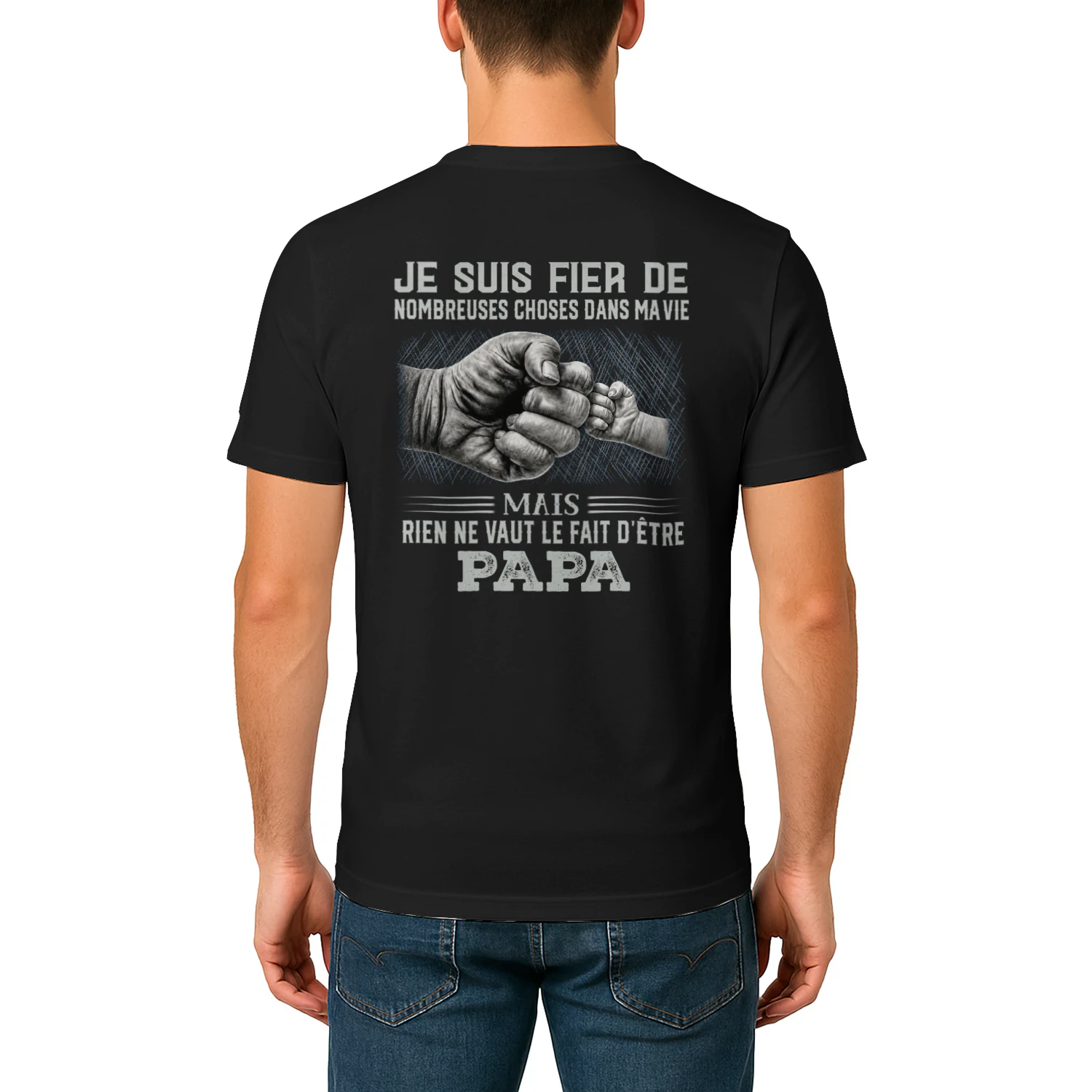 JE SUIS FIER DE BEAUCOUP DE CHOSES DANS LA VIE, MAIS RIEN NE ME REND PLUS FIER QUE D'ÊTRE PAPA