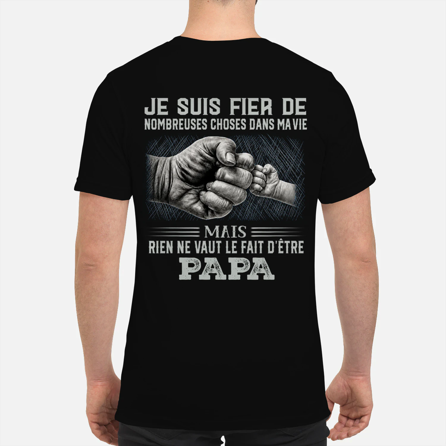 JE SUIS FIER DE BEAUCOUP DE CHOSES DANS LA VIE, MAIS RIEN NE ME REND PLUS FIER QUE D'ÊTRE PAPA