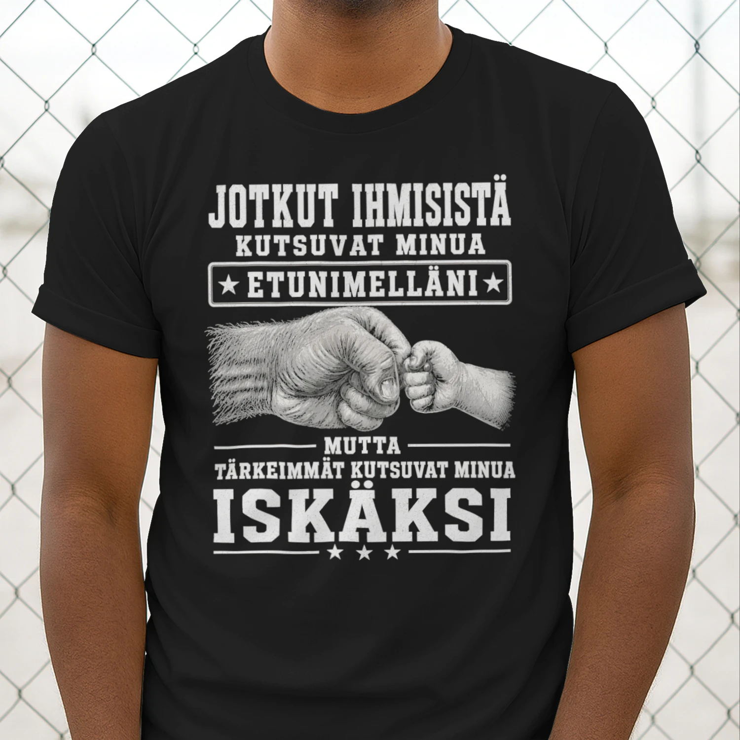 TÄRKEIMMÄT KUTSUVAT MINUA ISKÄKSI