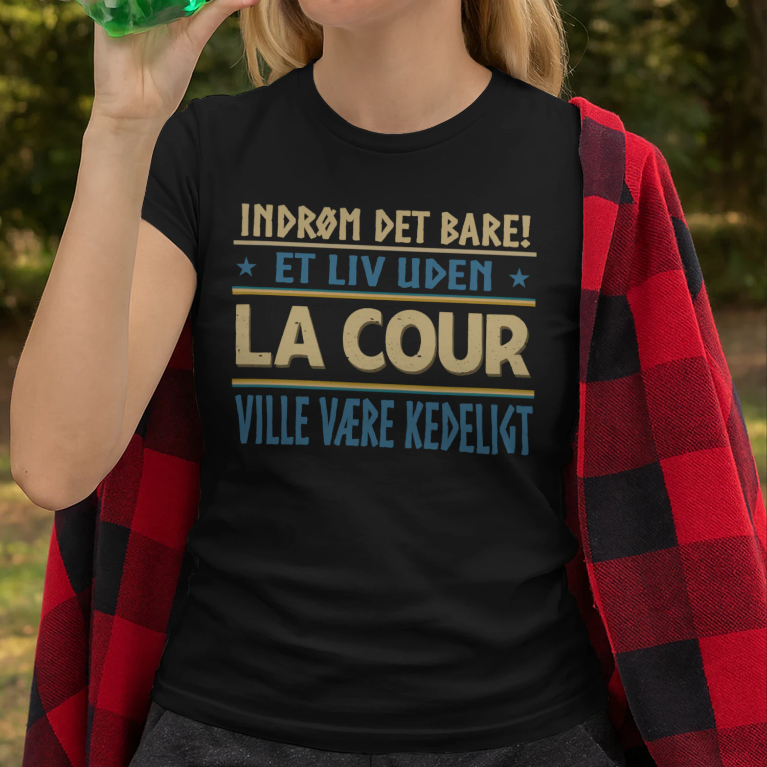 la cour-fdk04-fdk0585