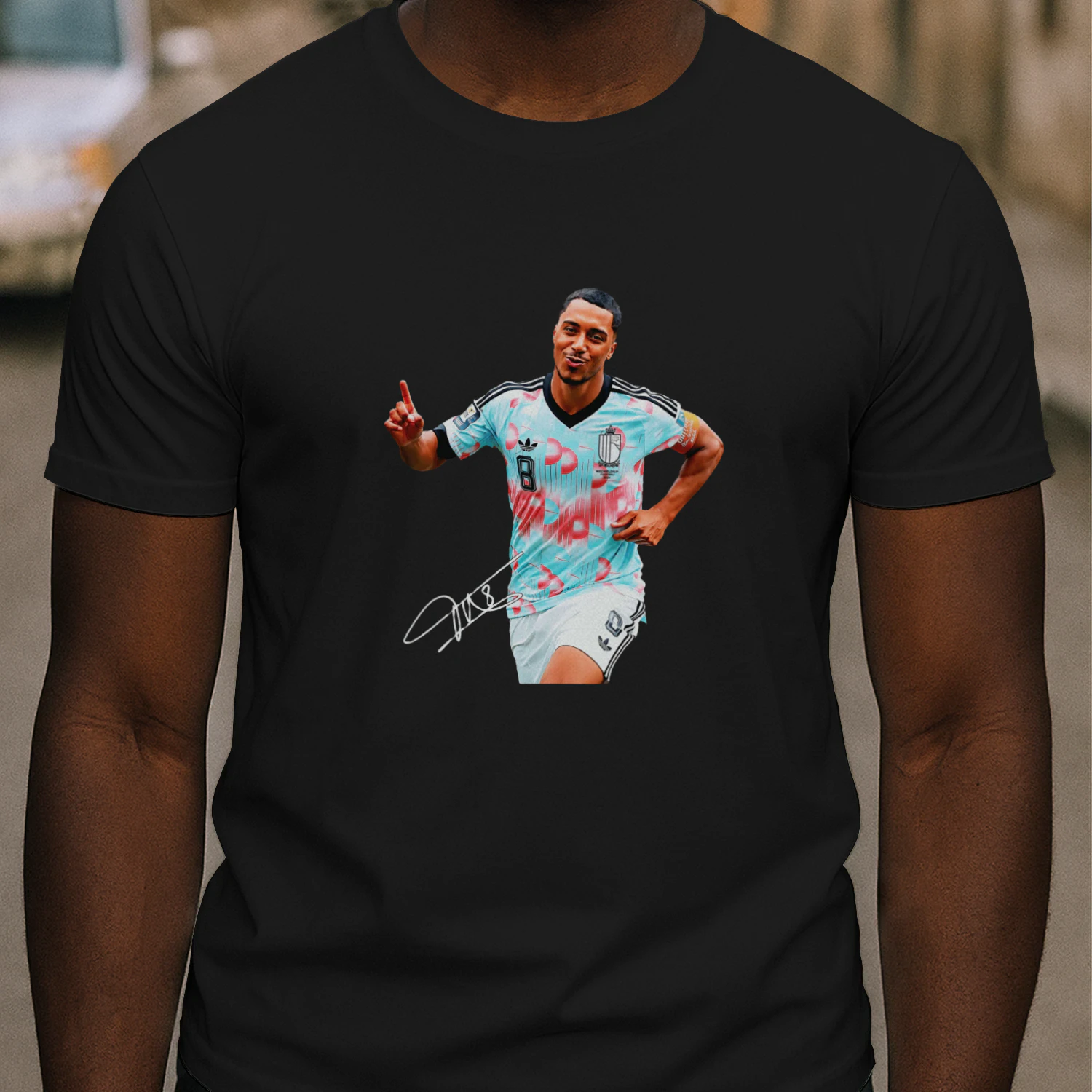 Youri Tielemans Belgium national football running signature shirt